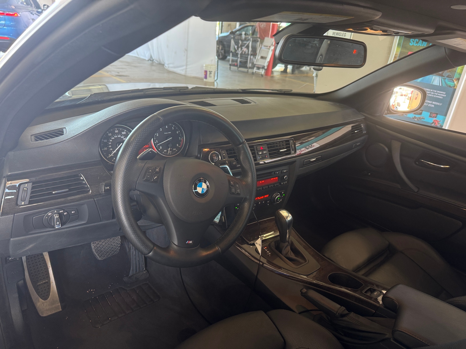 Thumbnail: 2013 BMW 3 Series - 2
