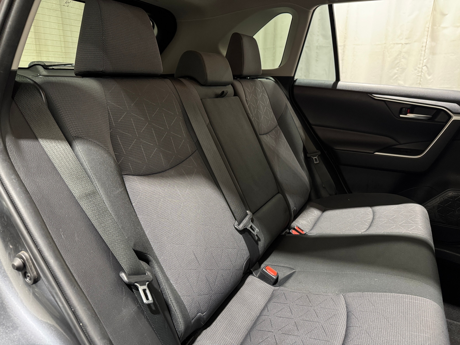 Thumbnail: 2019 Toyota RAV4 - 6