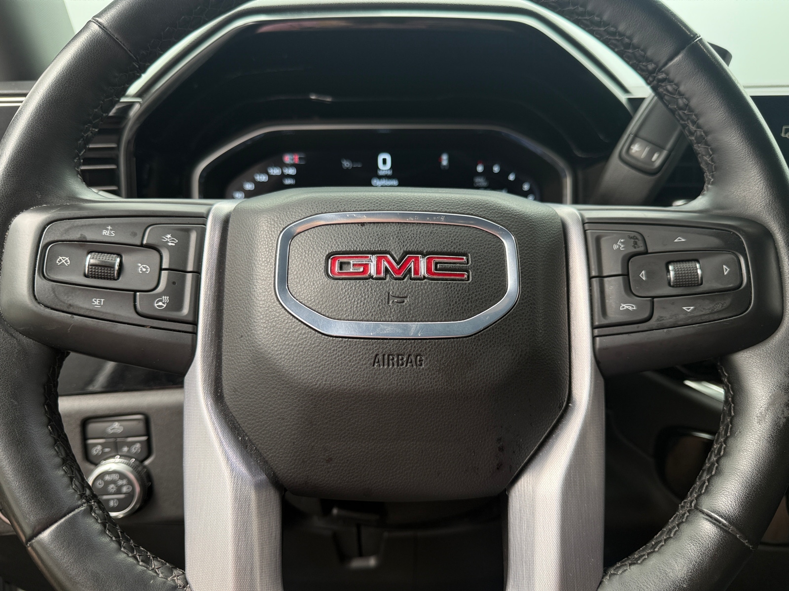 Thumbnail: 2024 GMC Sierra 1500 - 5