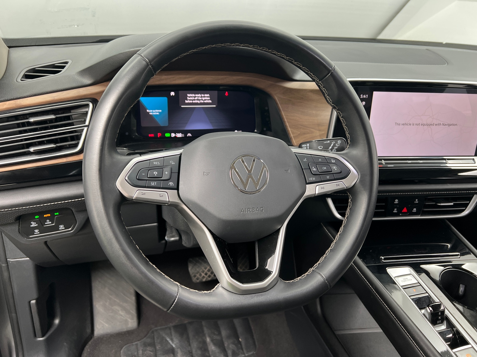 Thumbnail: 2024 Volkswagen Atlas - 4