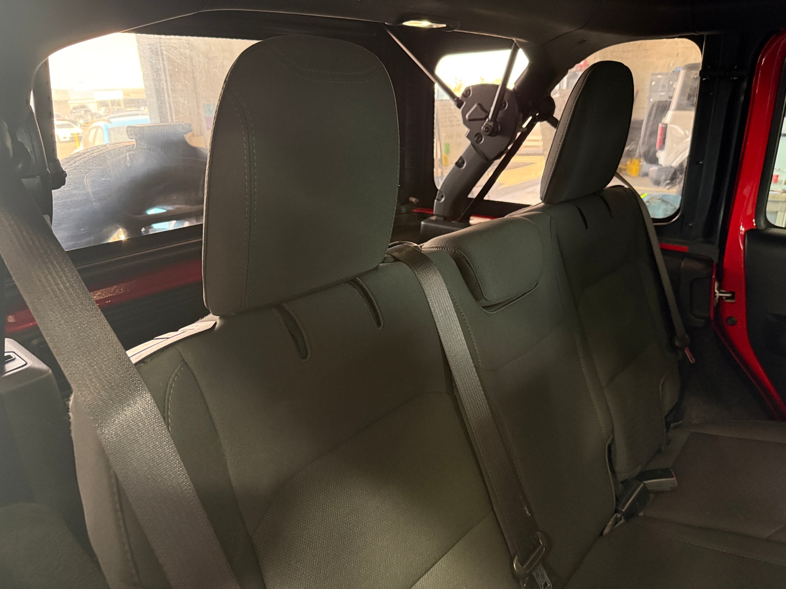 Thumbnail: 2022 Jeep Wrangler - 6