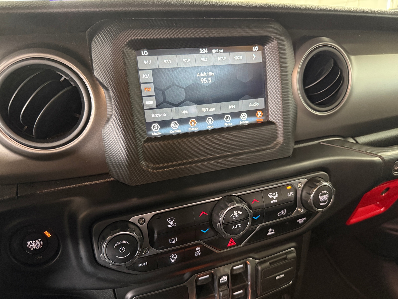 Thumbnail: 2022 Jeep Wrangler - 4