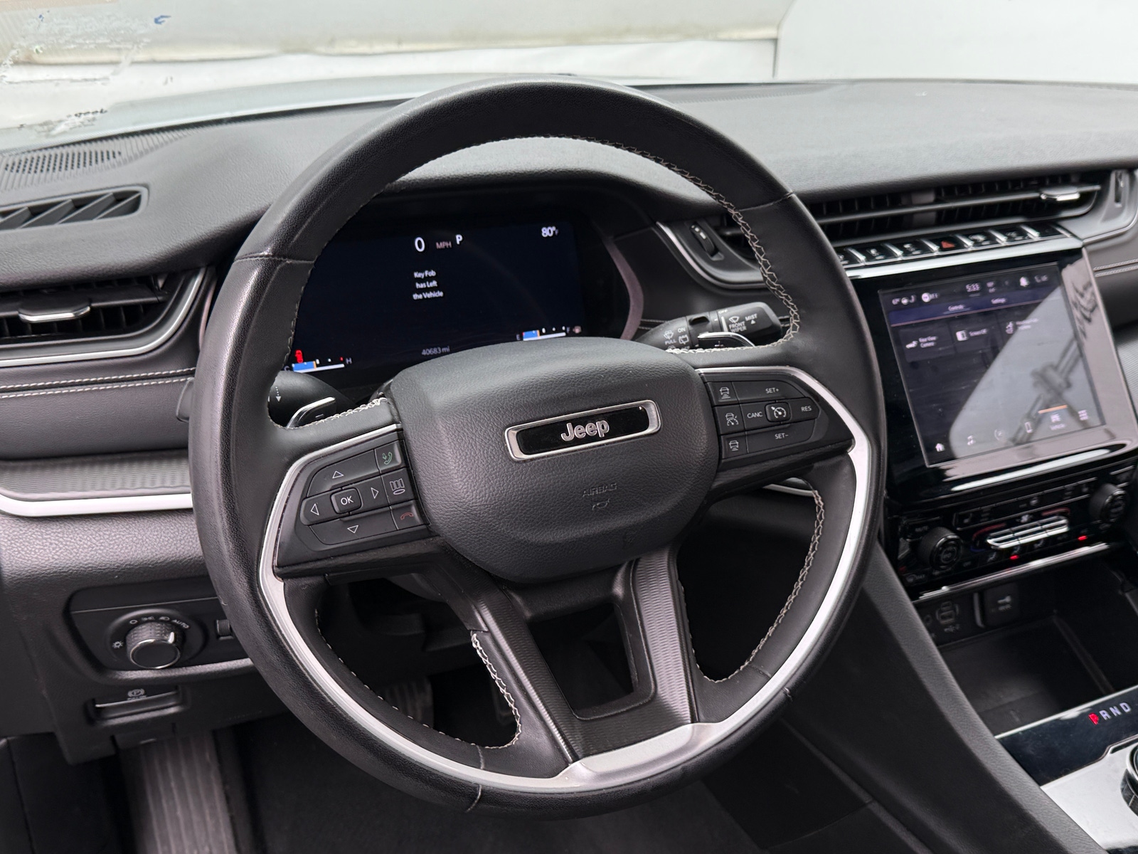Thumbnail: 2023 Jeep Grand Cherokee L - 4