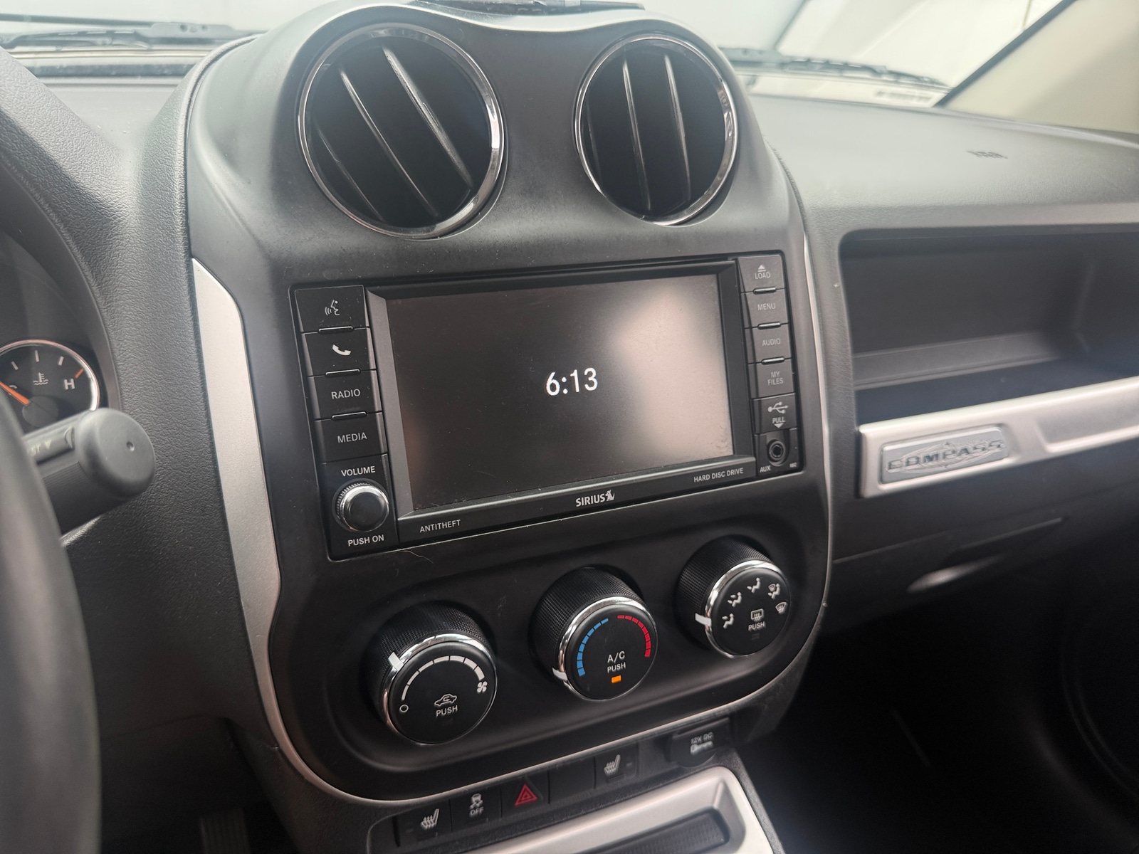 Thumbnail: 2015 Jeep Compass - 3
