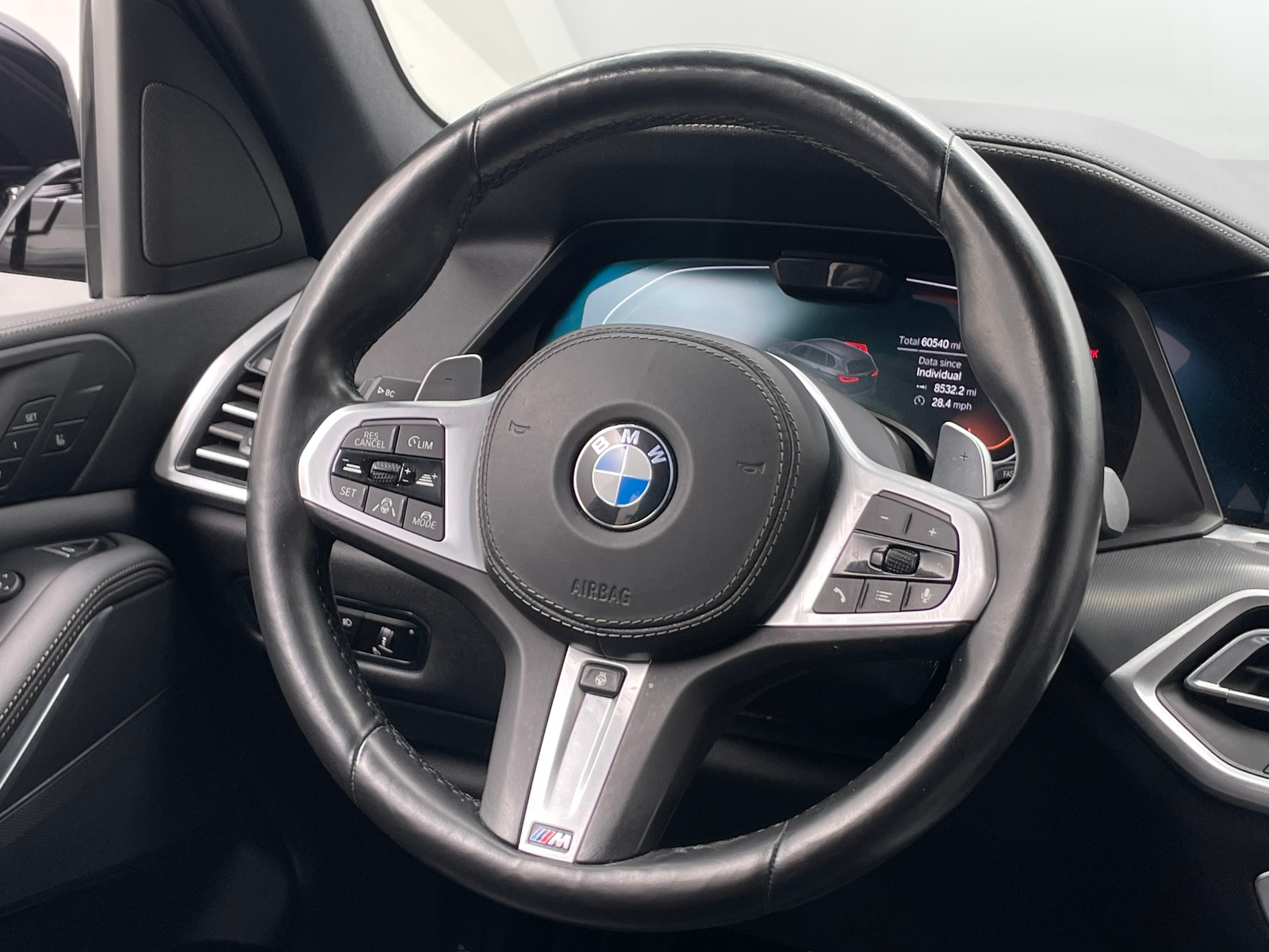 Thumbnail: 2022 BMW X5 - 4