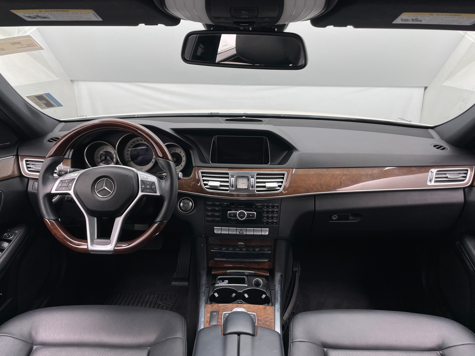 Thumbnail: 2014 Mercedes-Benz E-Class - 2