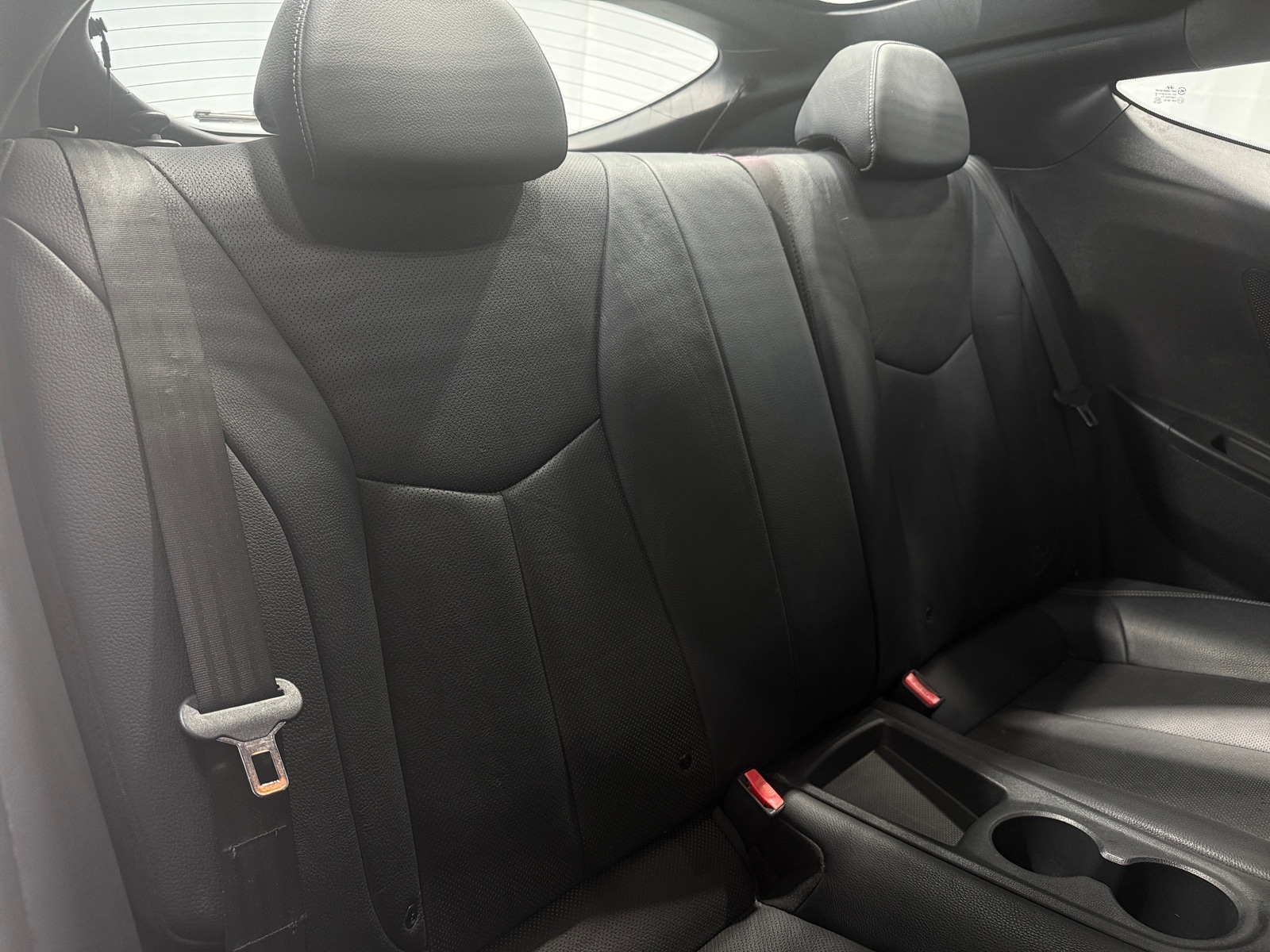 Thumbnail: 2015 Hyundai Veloster - 5