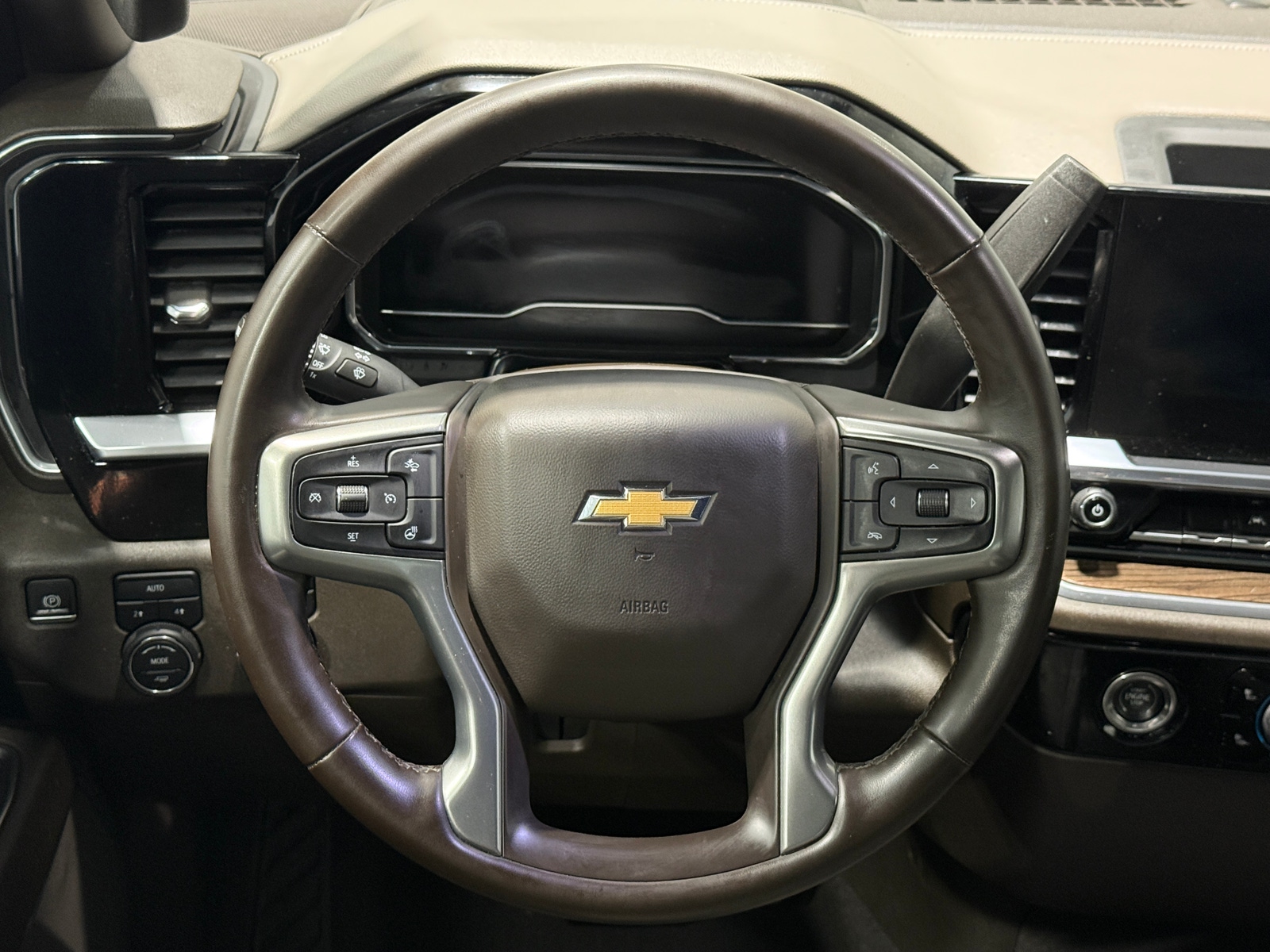 Thumbnail: 2023 Chevrolet Silverado 1500 - 5