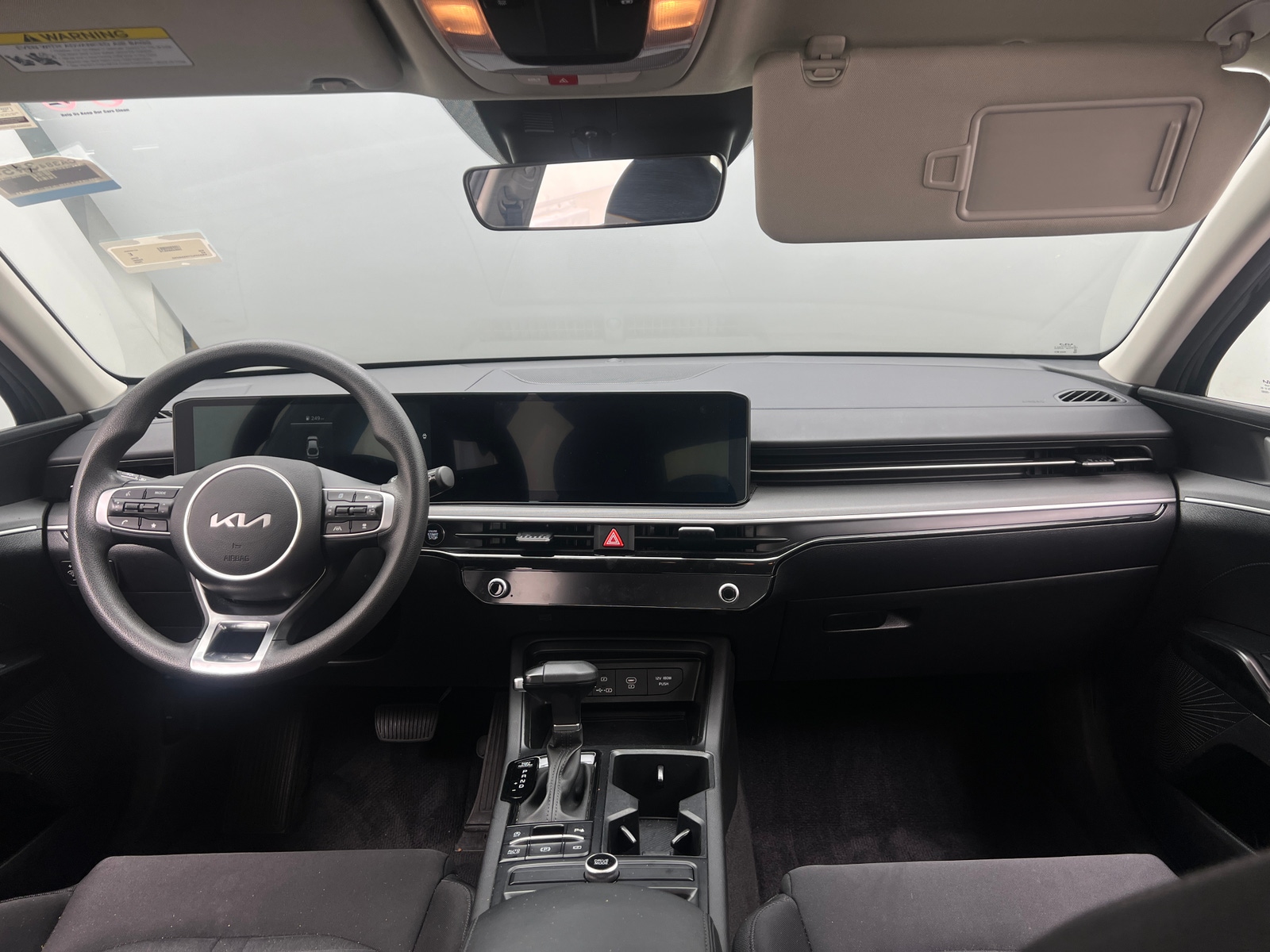 Thumbnail: 2025 Kia K5 - 3