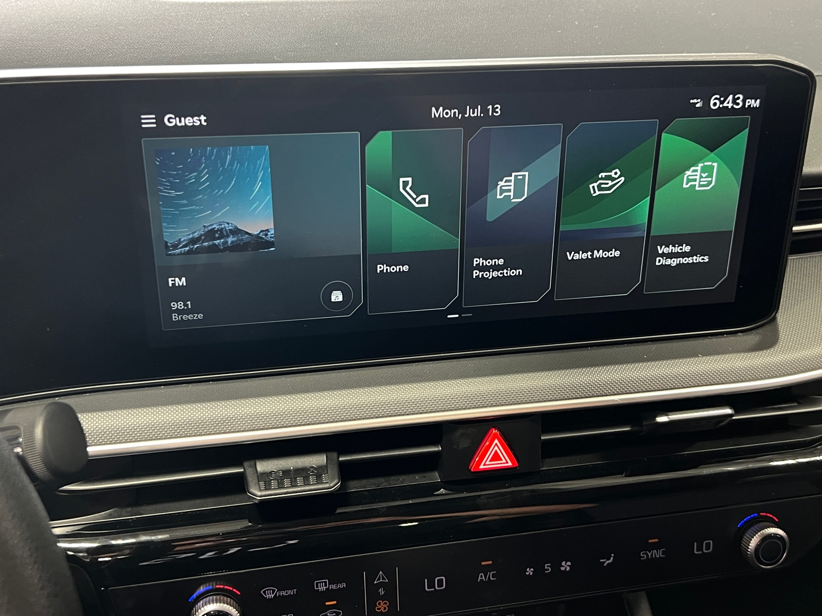 Thumbnail: 2025 Kia K5 - 4
