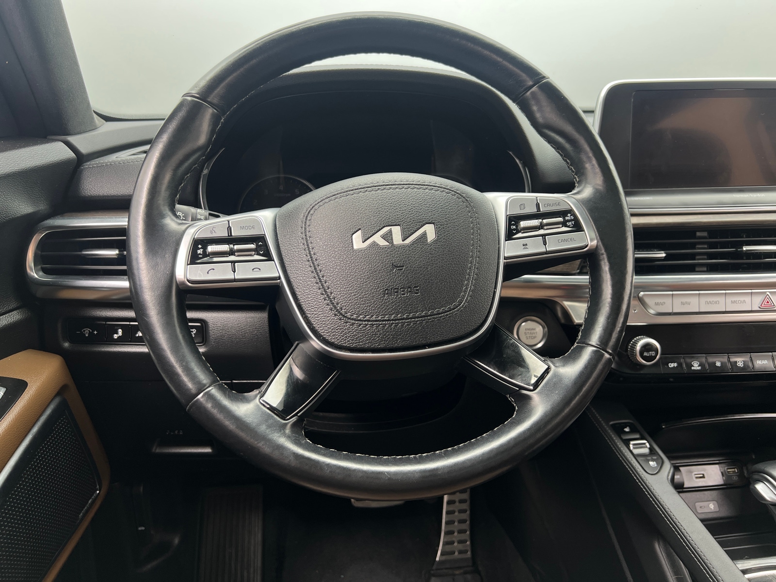 Thumbnail: 2022 Kia Telluride - 4