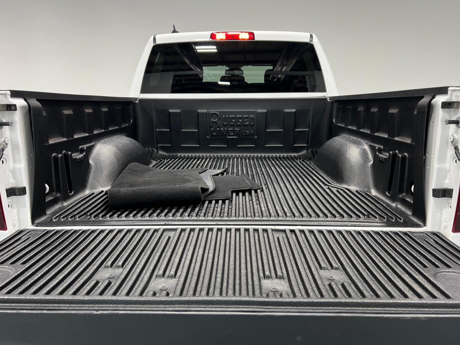 Thumbnail: 2023 RAM 1500 Classic - 7