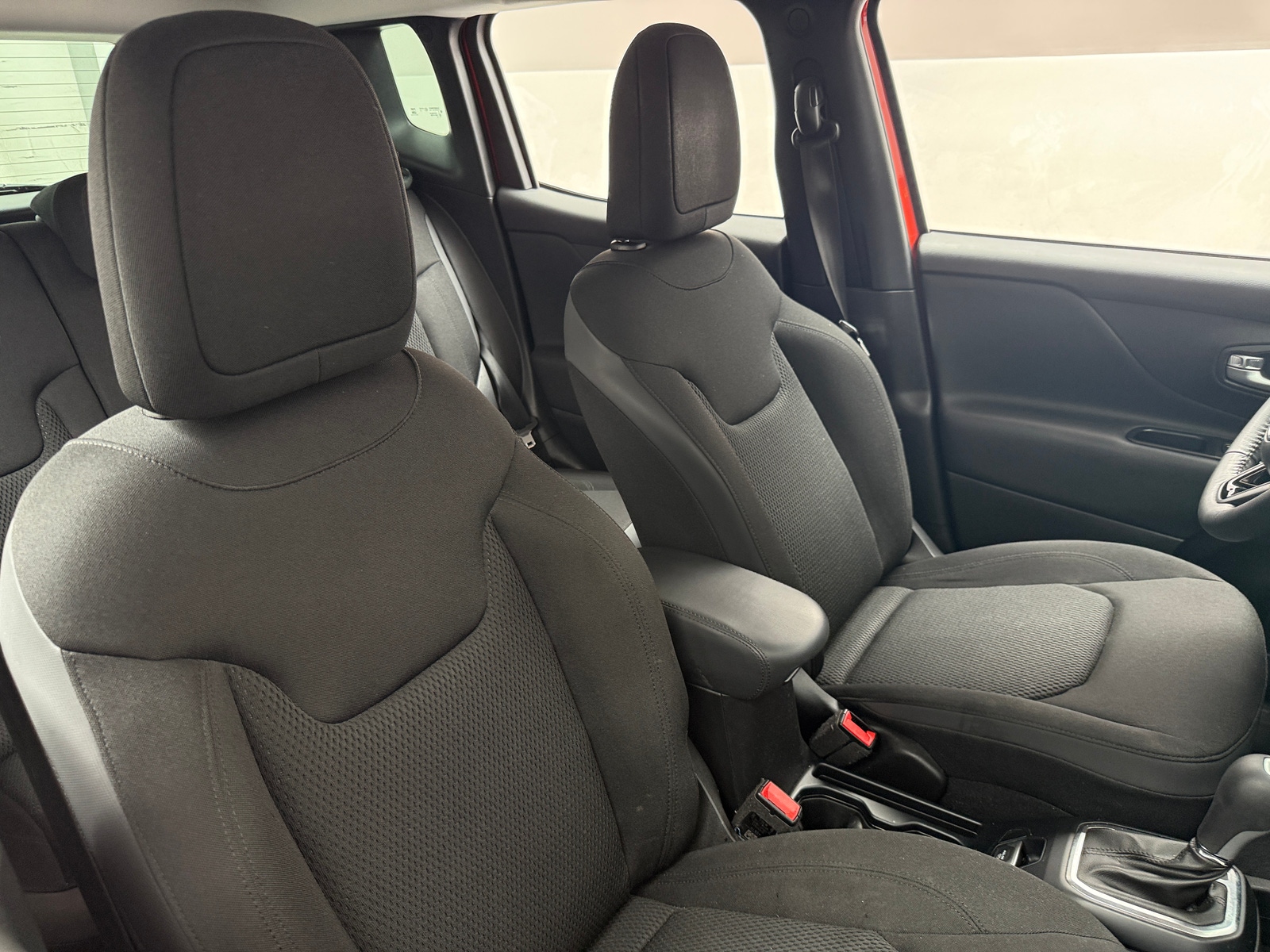 Thumbnail: 2018 Jeep Renegade - 2