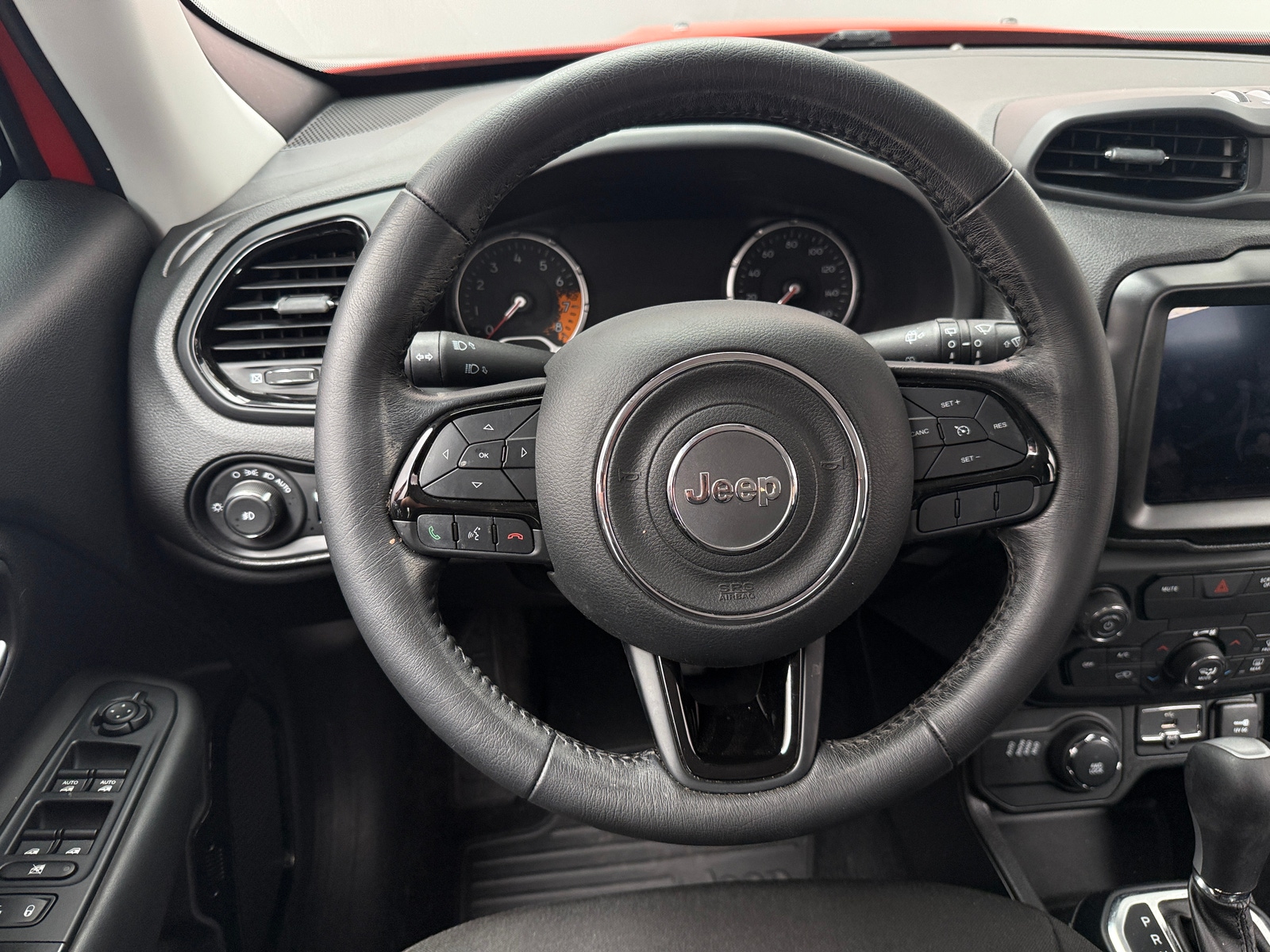 Thumbnail: 2018 Jeep Renegade - 5