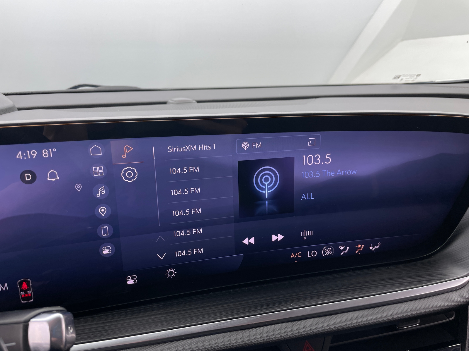 Thumbnail: 2024 Buick Envision - 3