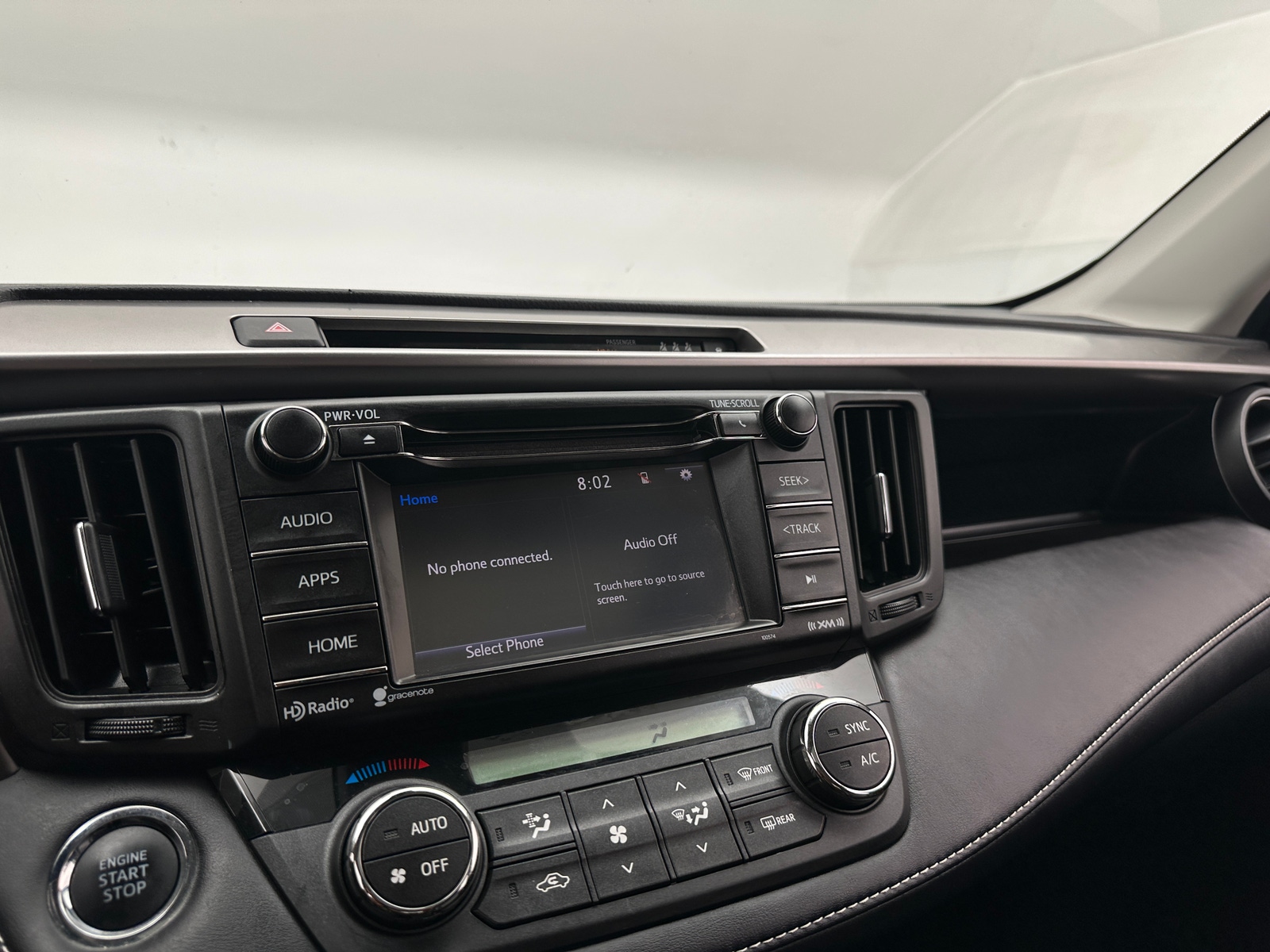 Thumbnail: 2017 Toyota RAV4 - 4