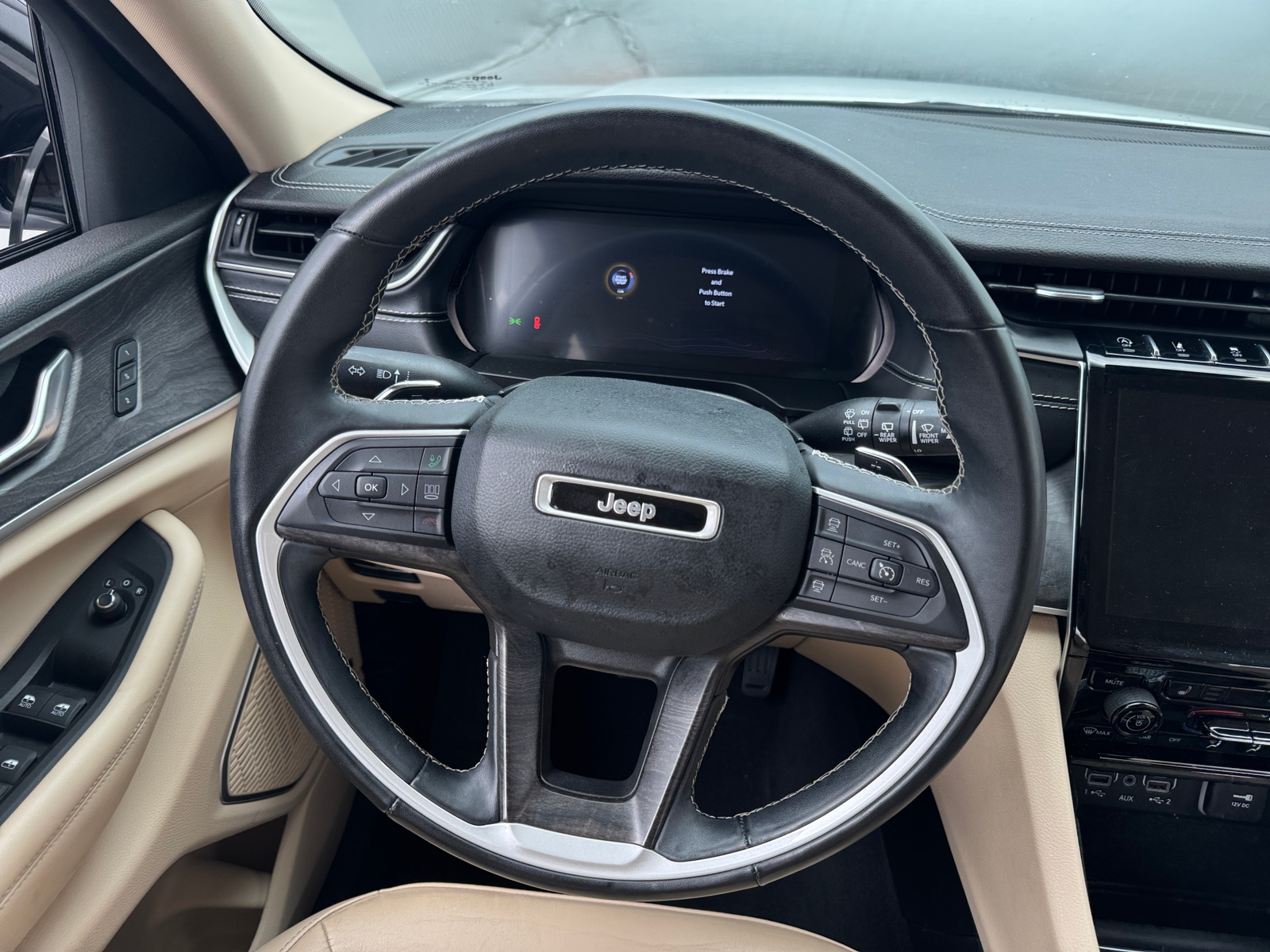 Thumbnail: 2022 Jeep Grand Cherokee L - 4