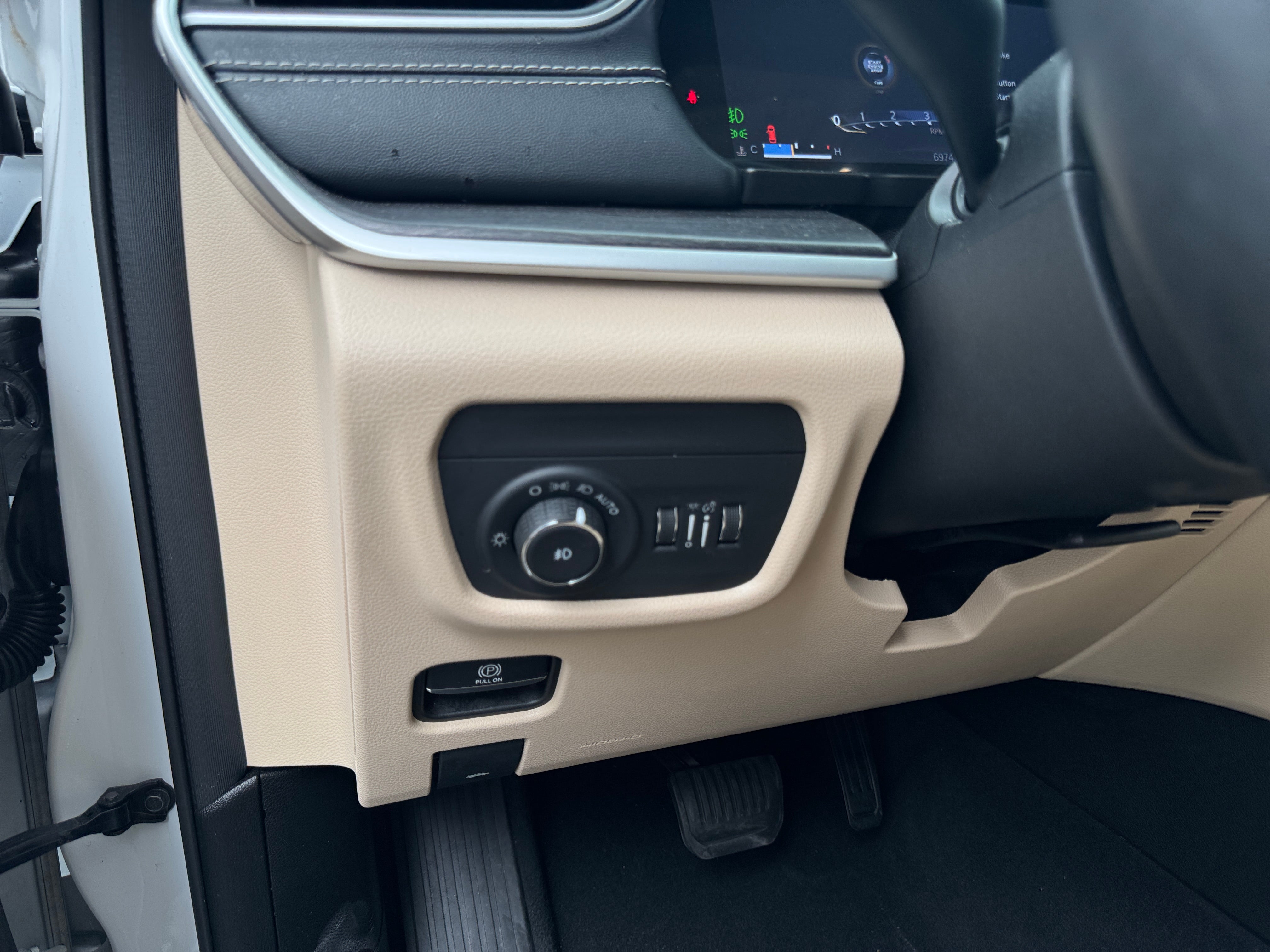 2022 Jeep Grand Cherokee L Limited - Photo 13