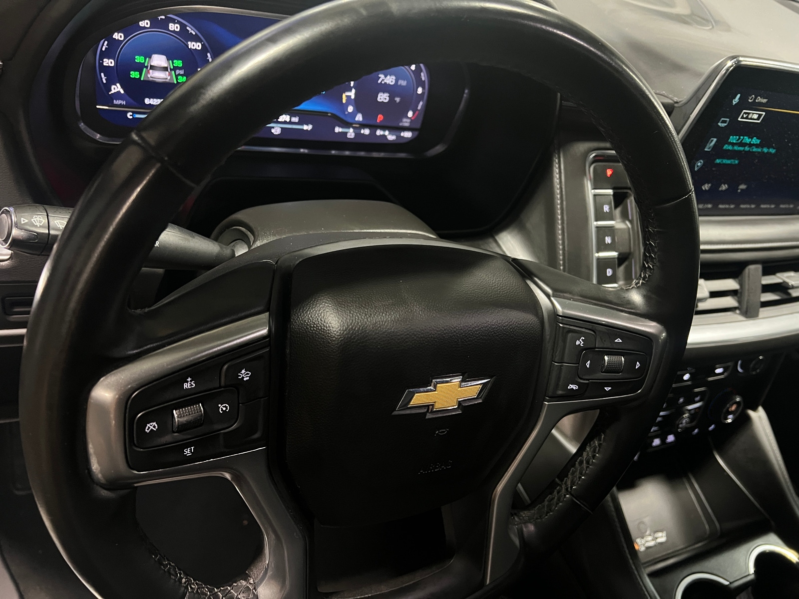 Thumbnail: 2023 Chevrolet Suburban - 4