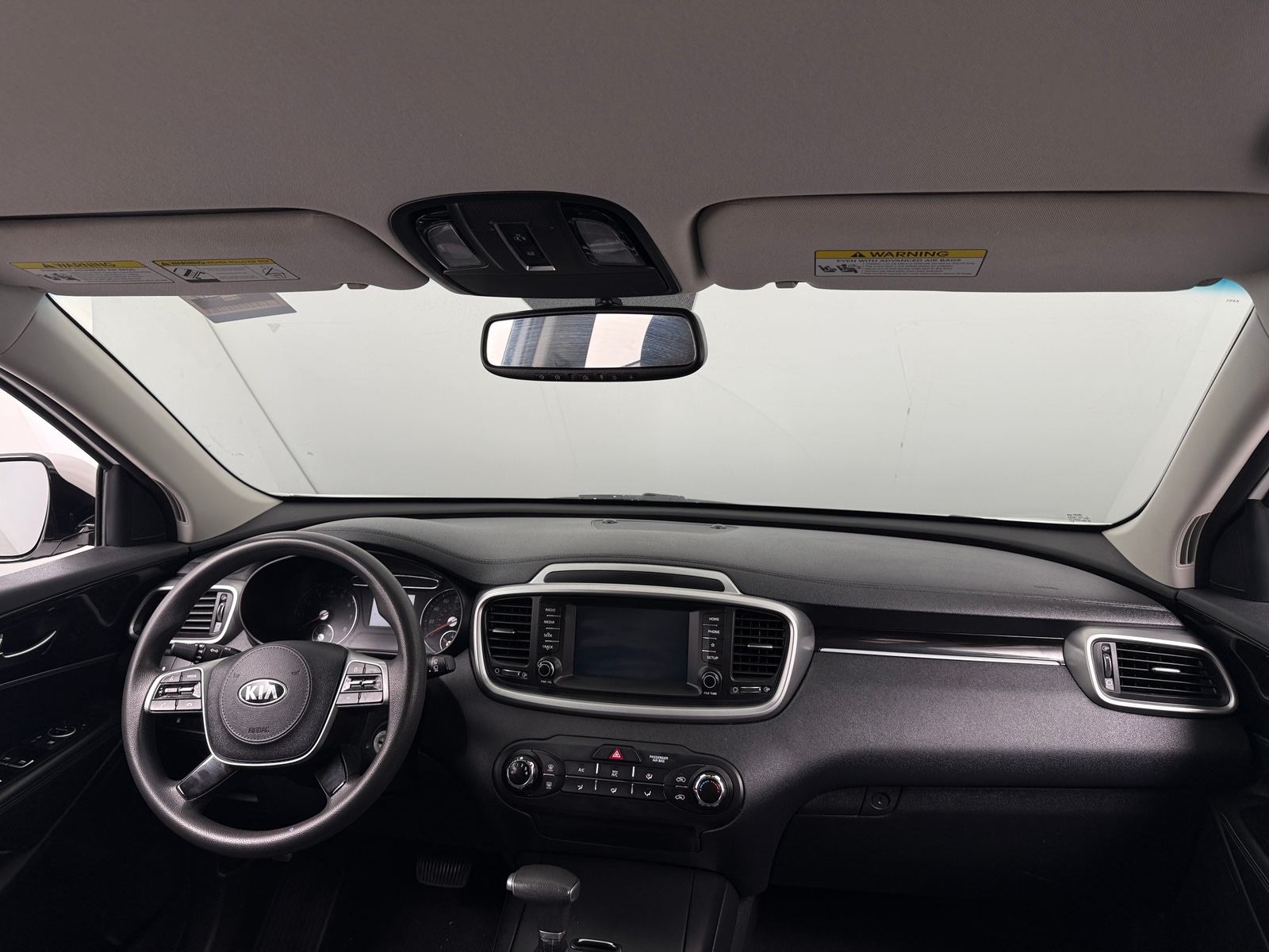 Thumbnail: 2020 Kia Sorento - 3
