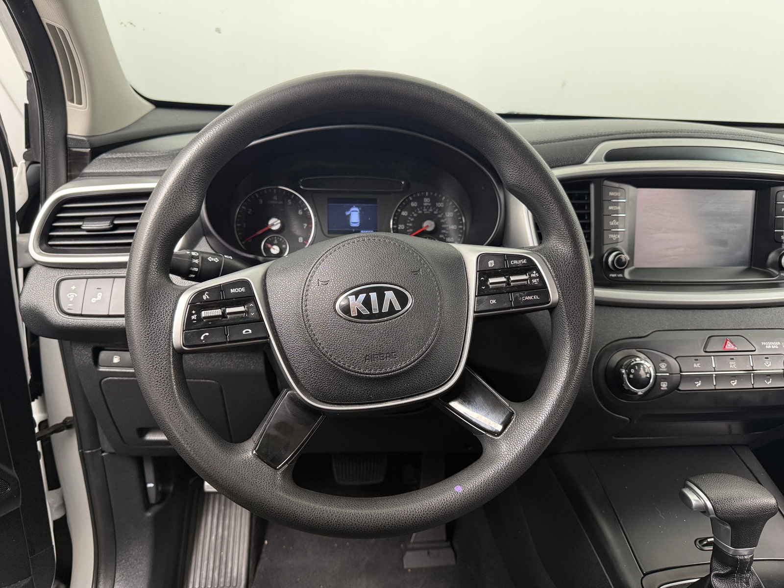 Thumbnail: 2020 Kia Sorento - 5