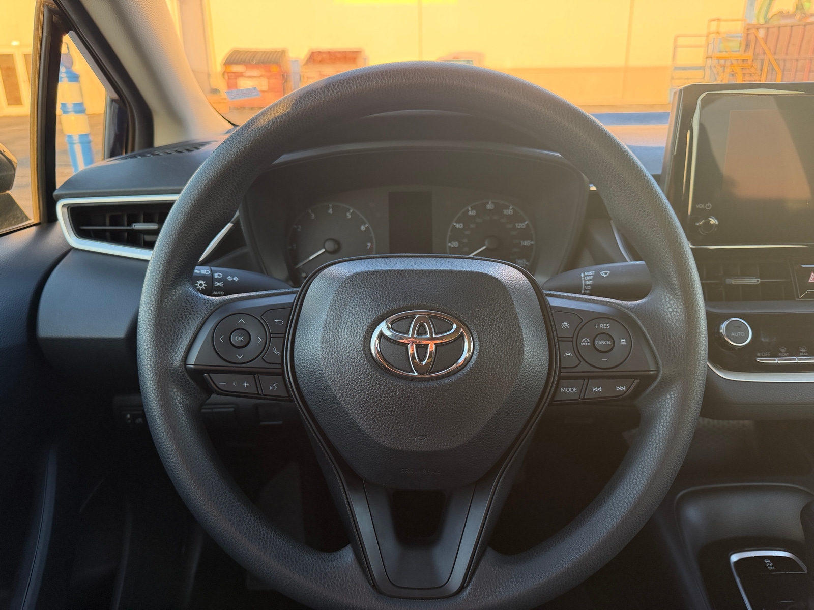 Thumbnail: 2023 Toyota Corolla - 5