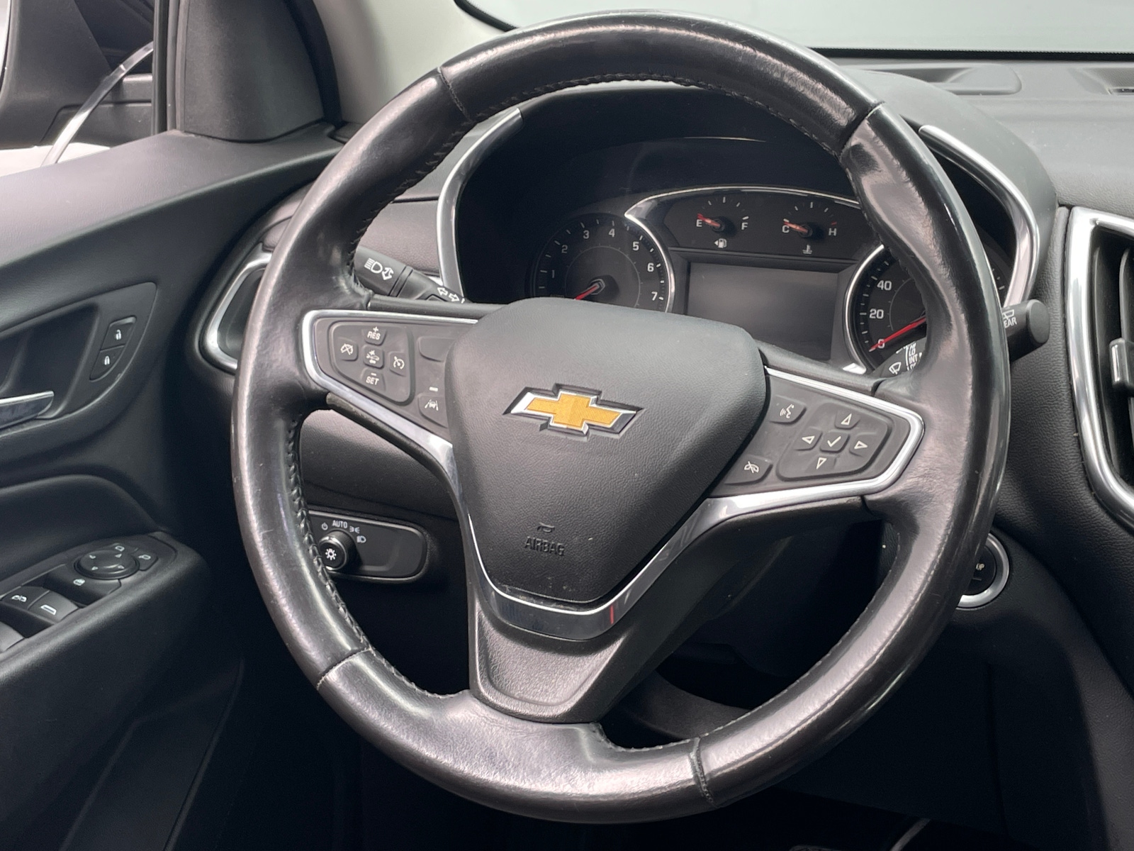Thumbnail: 2019 Chevrolet Equinox - 5