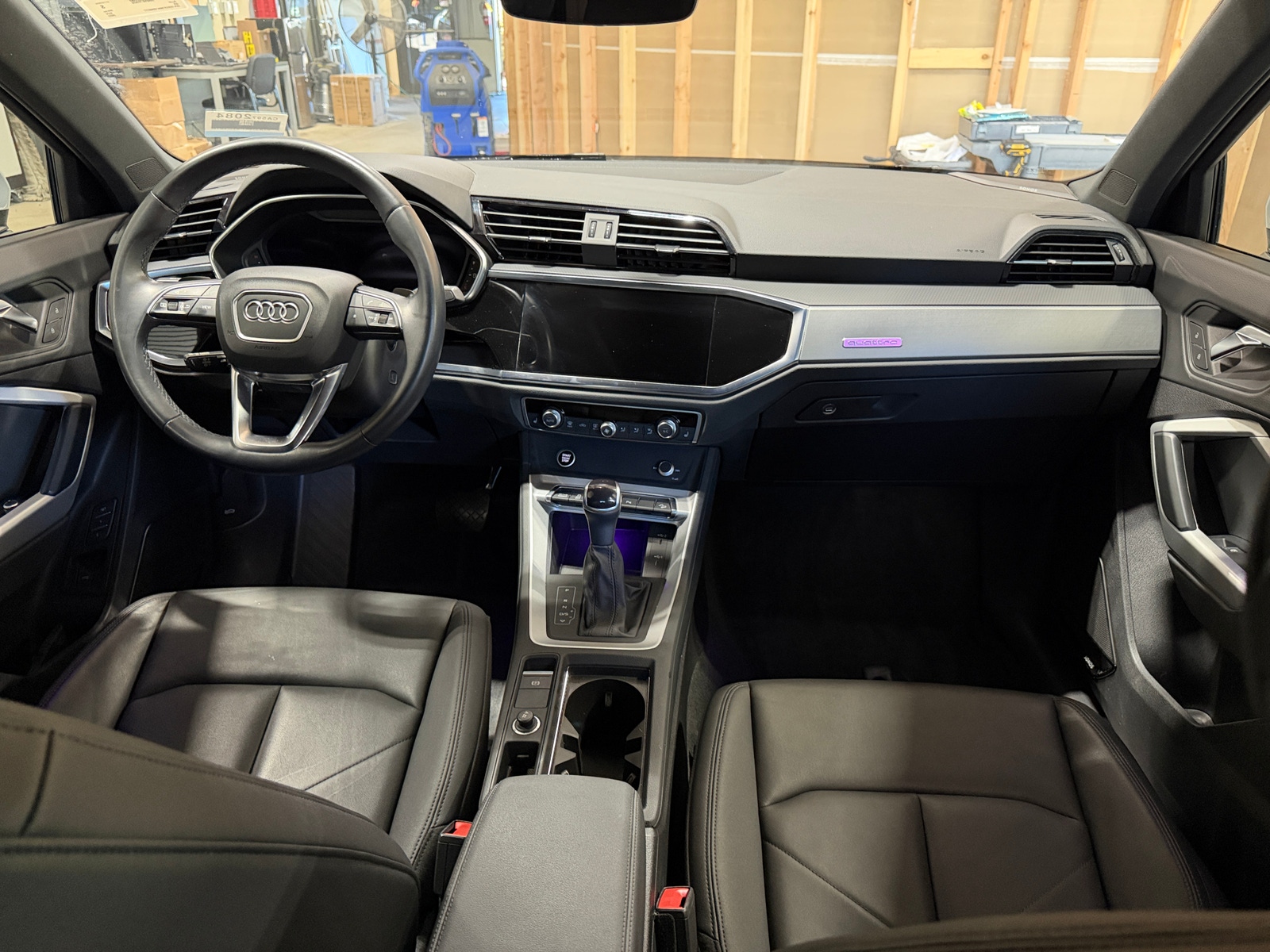 Thumbnail: 2022 Audi Q3 - 2