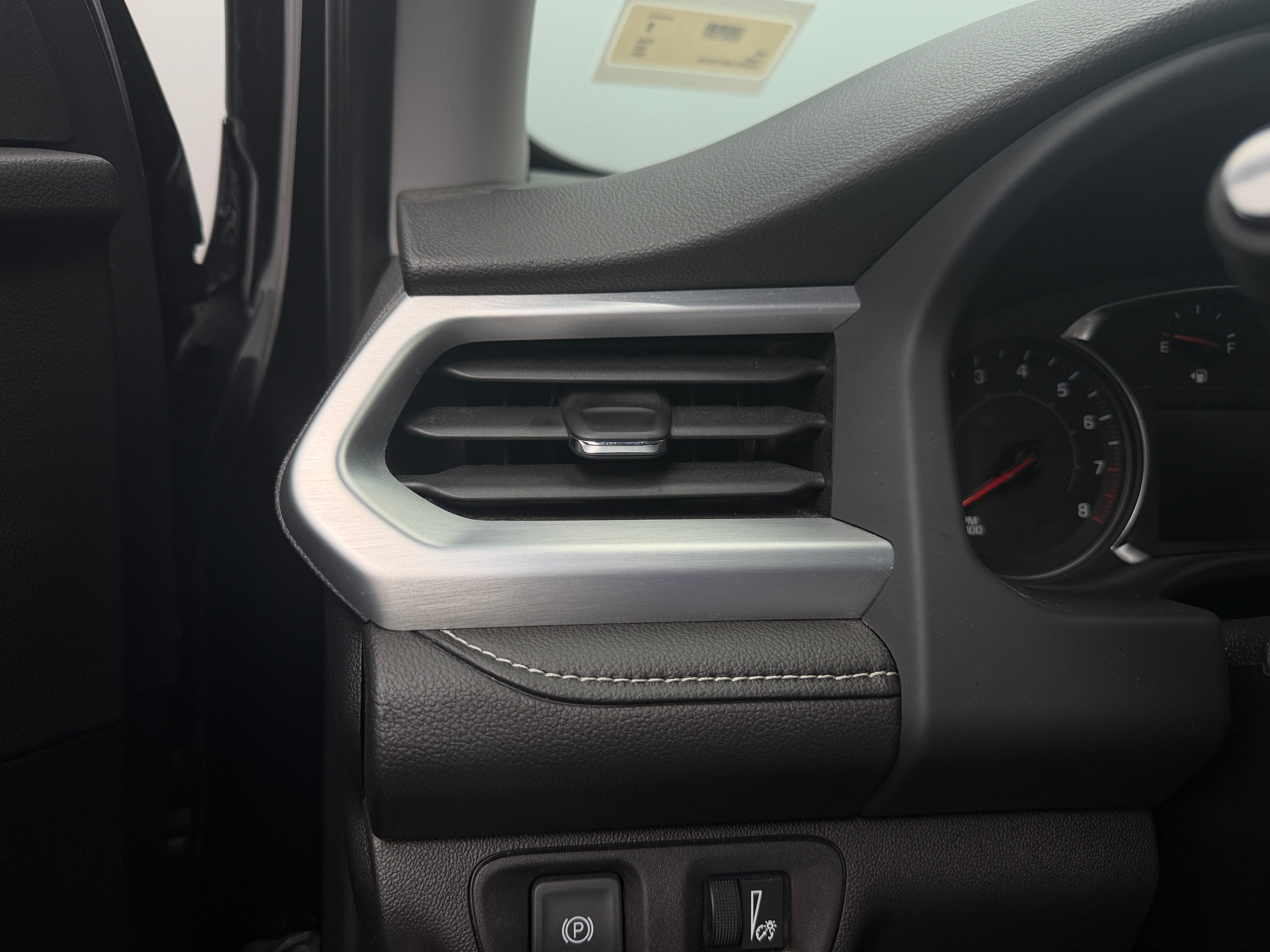 2023 GMC Acadia SLT - Photo 10