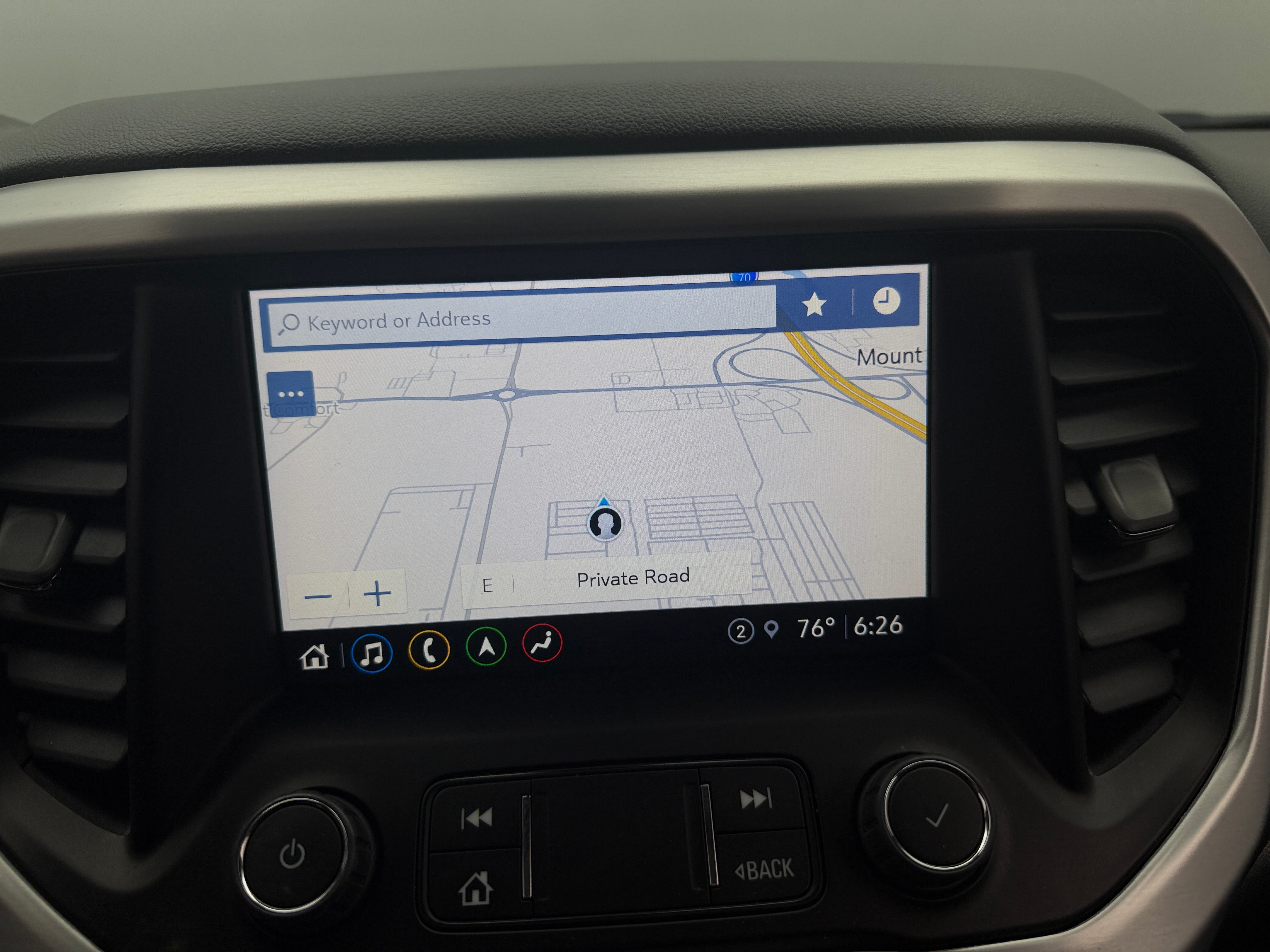 2023 GMC Acadia SLT - Photo 15