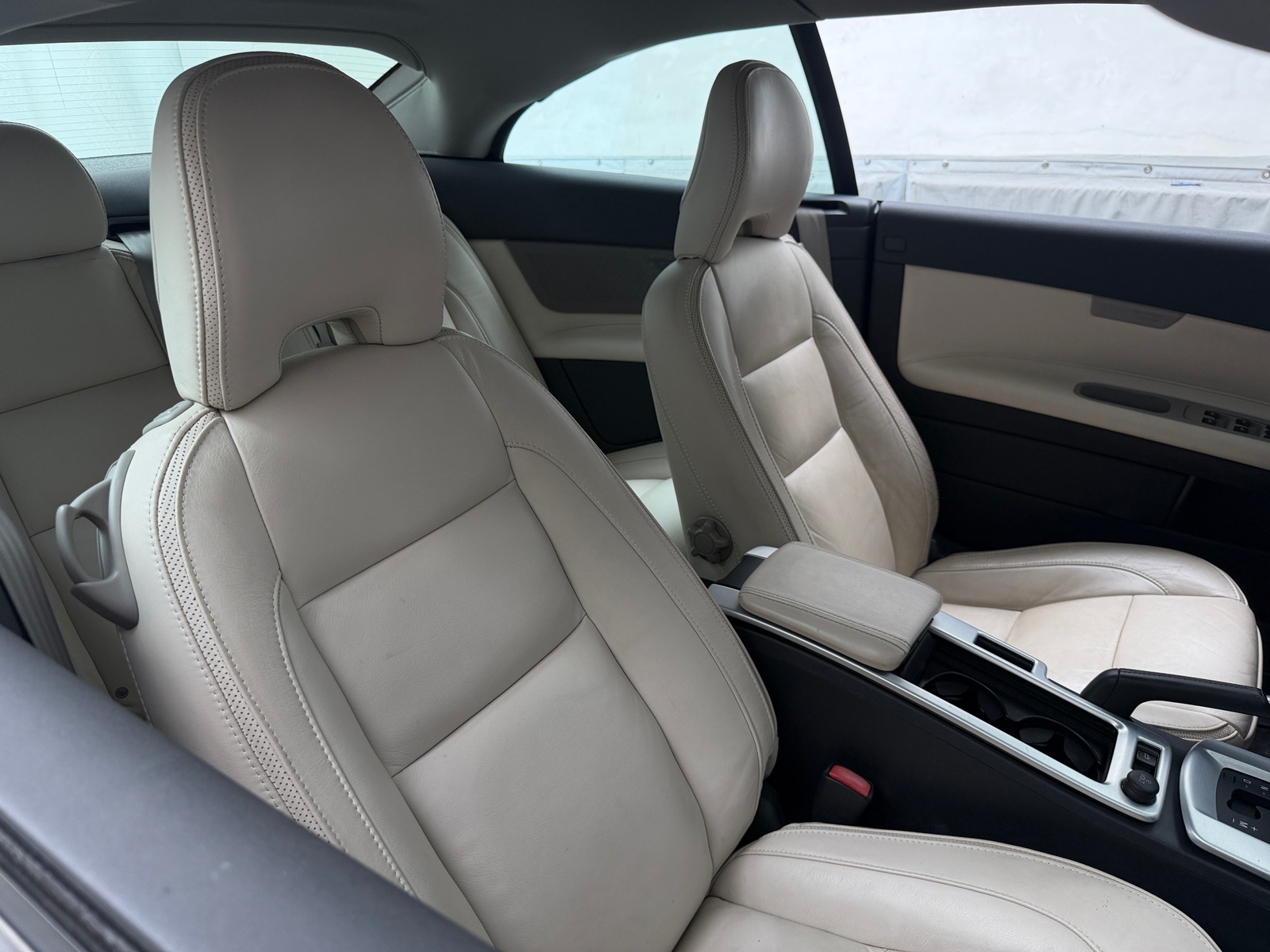 Thumbnail: 2013 Volvo C70 - 2