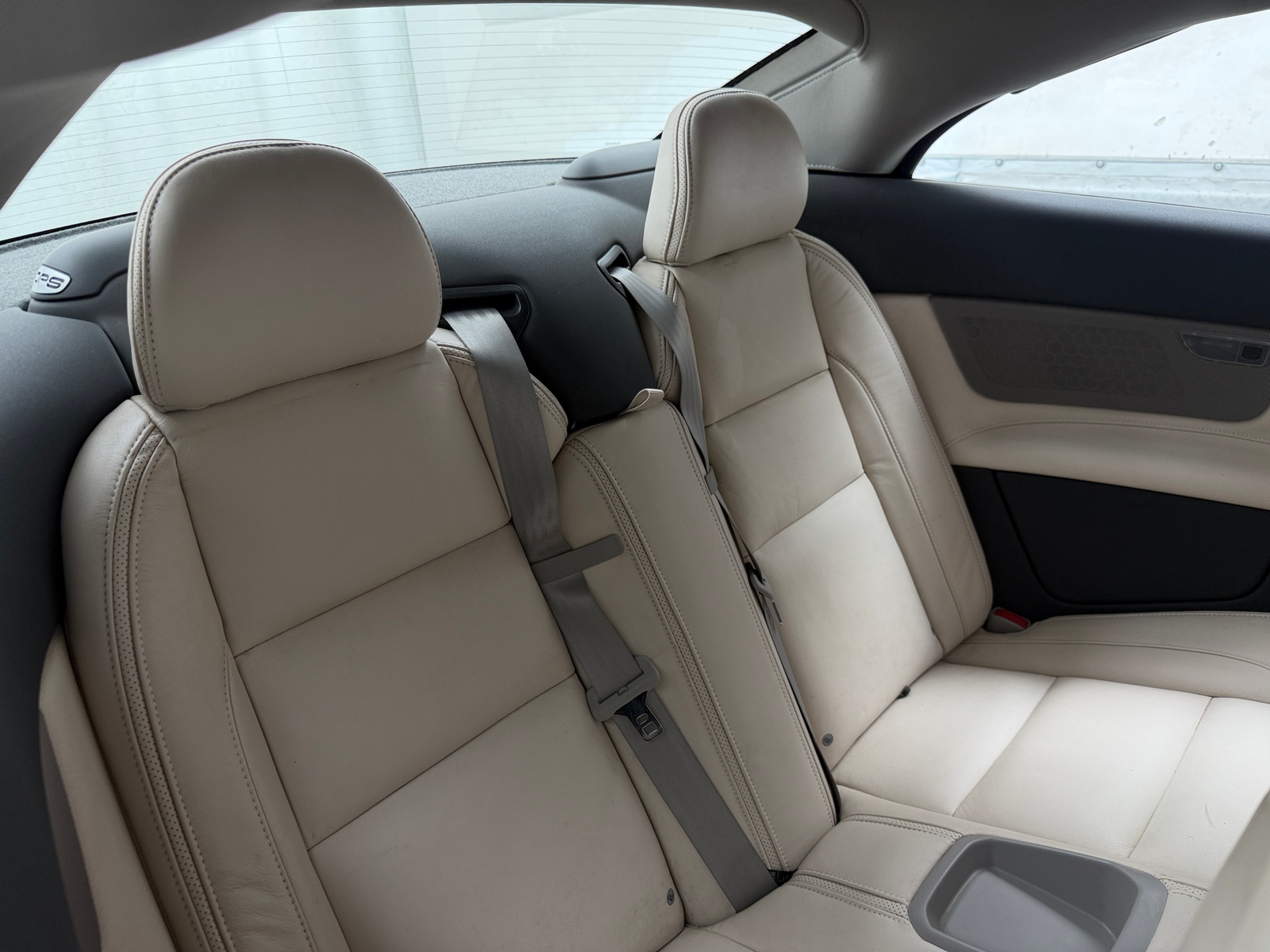 Thumbnail: 2013 Volvo C70 - 6