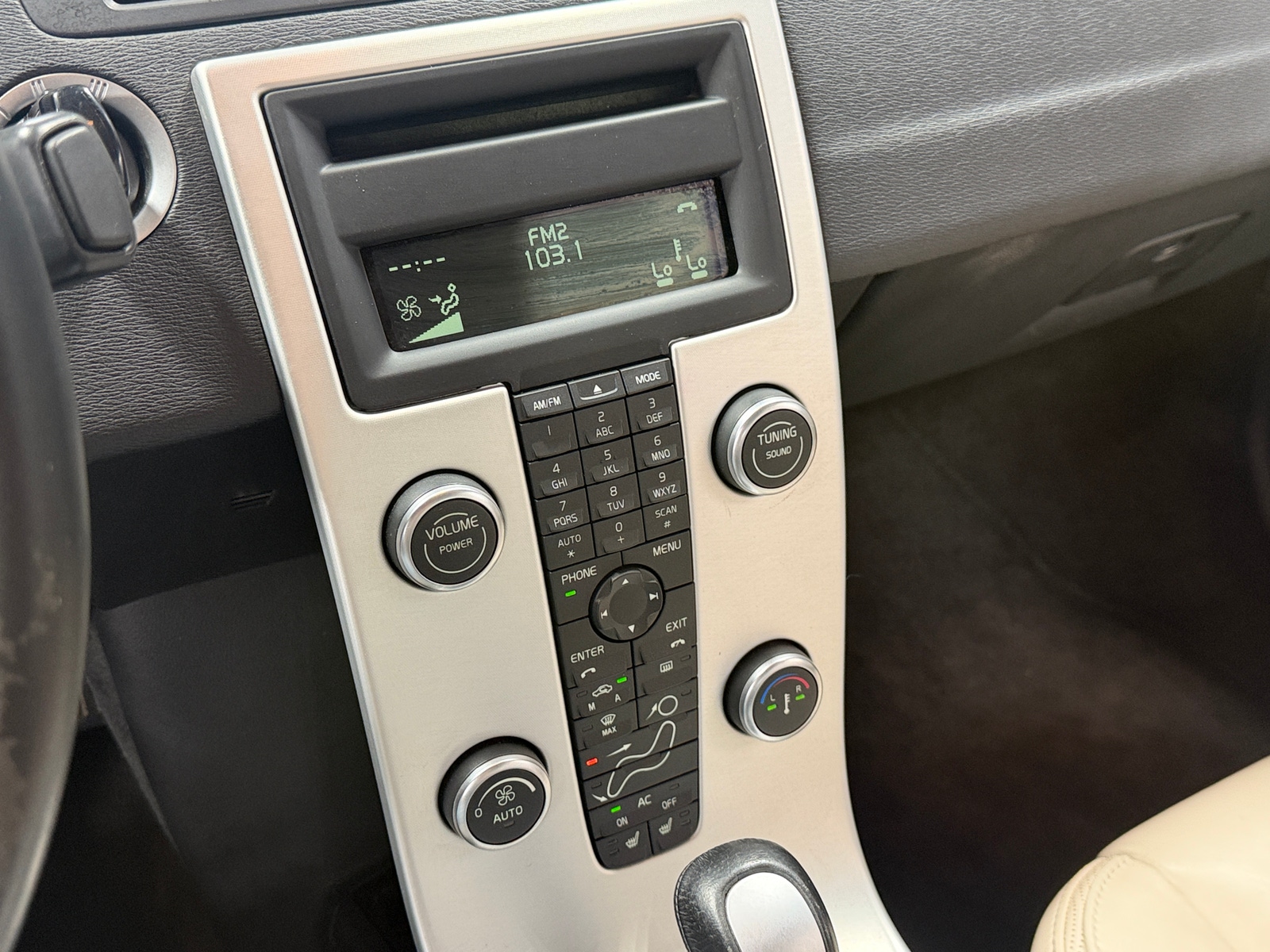 Thumbnail: 2013 Volvo C70 - 4