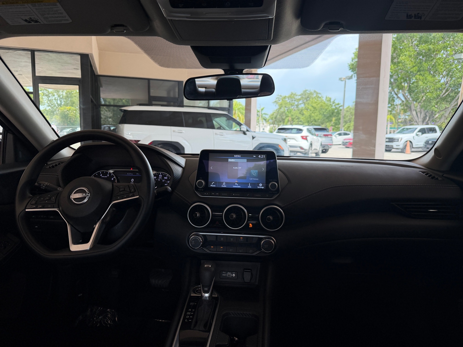 Thumbnail: 2025 Nissan Sentra - 3