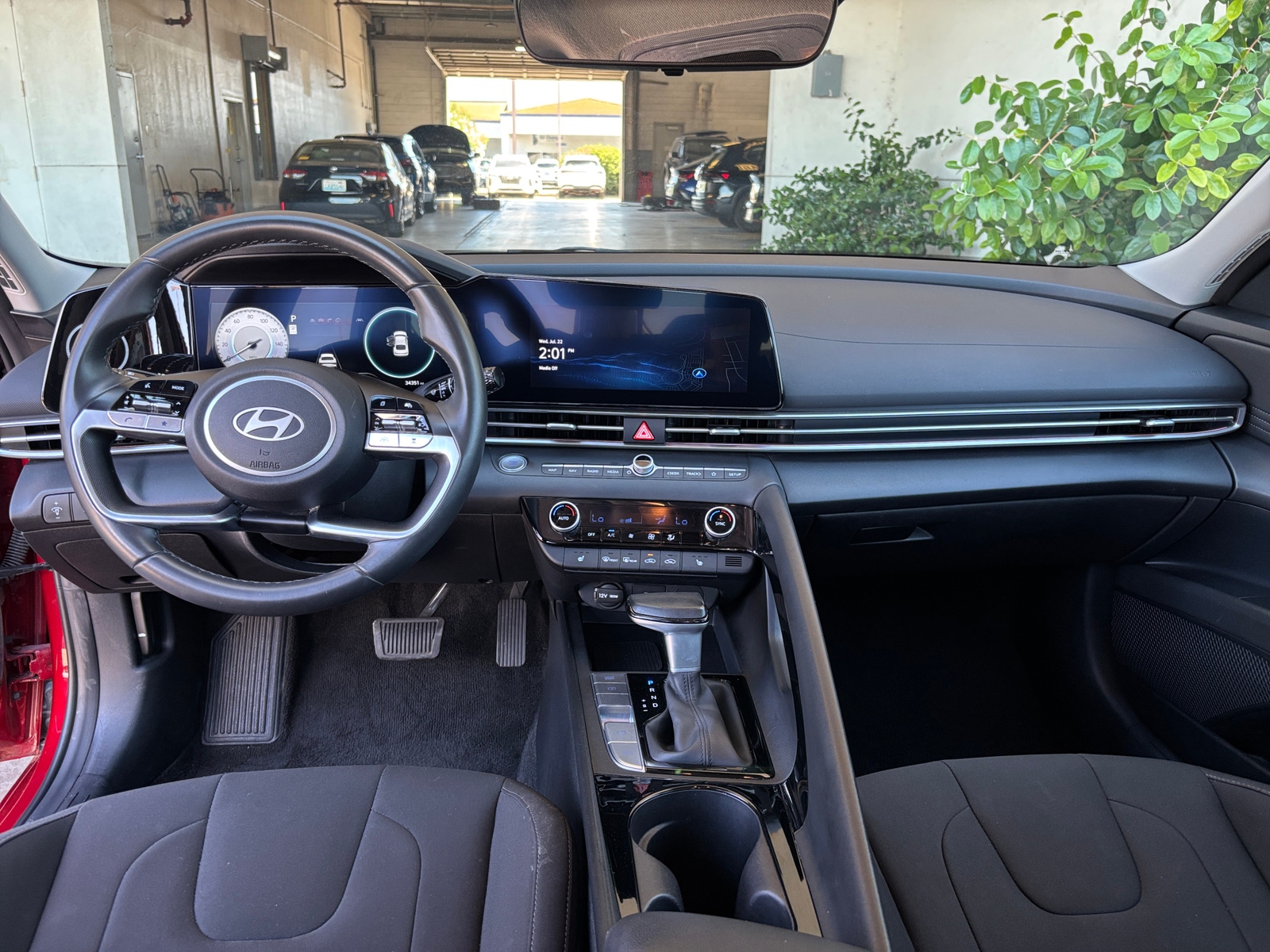 Thumbnail: 2025 Hyundai Elantra - 3