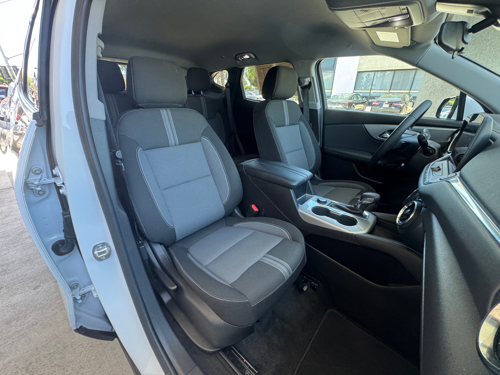 Thumbnail: 2025 Chevrolet Blazer - 2