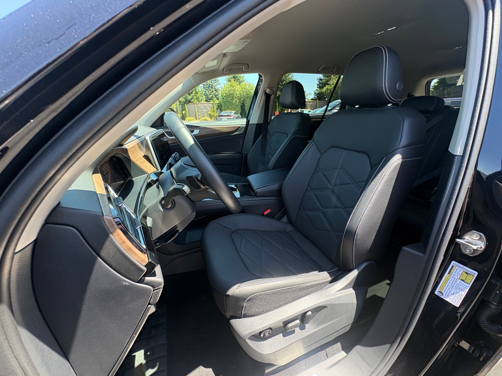 Thumbnail: 2026 Volkswagen Atlas - 2