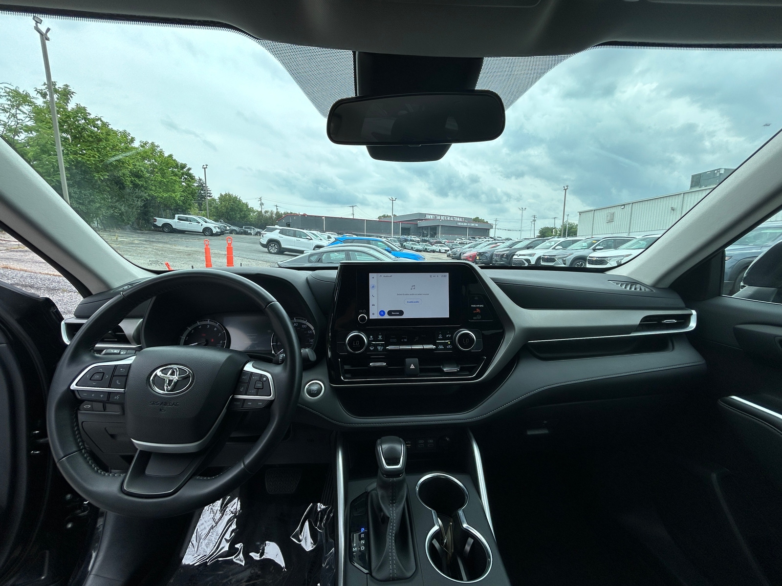 Thumbnail: 2025 Toyota Highlander - 3
