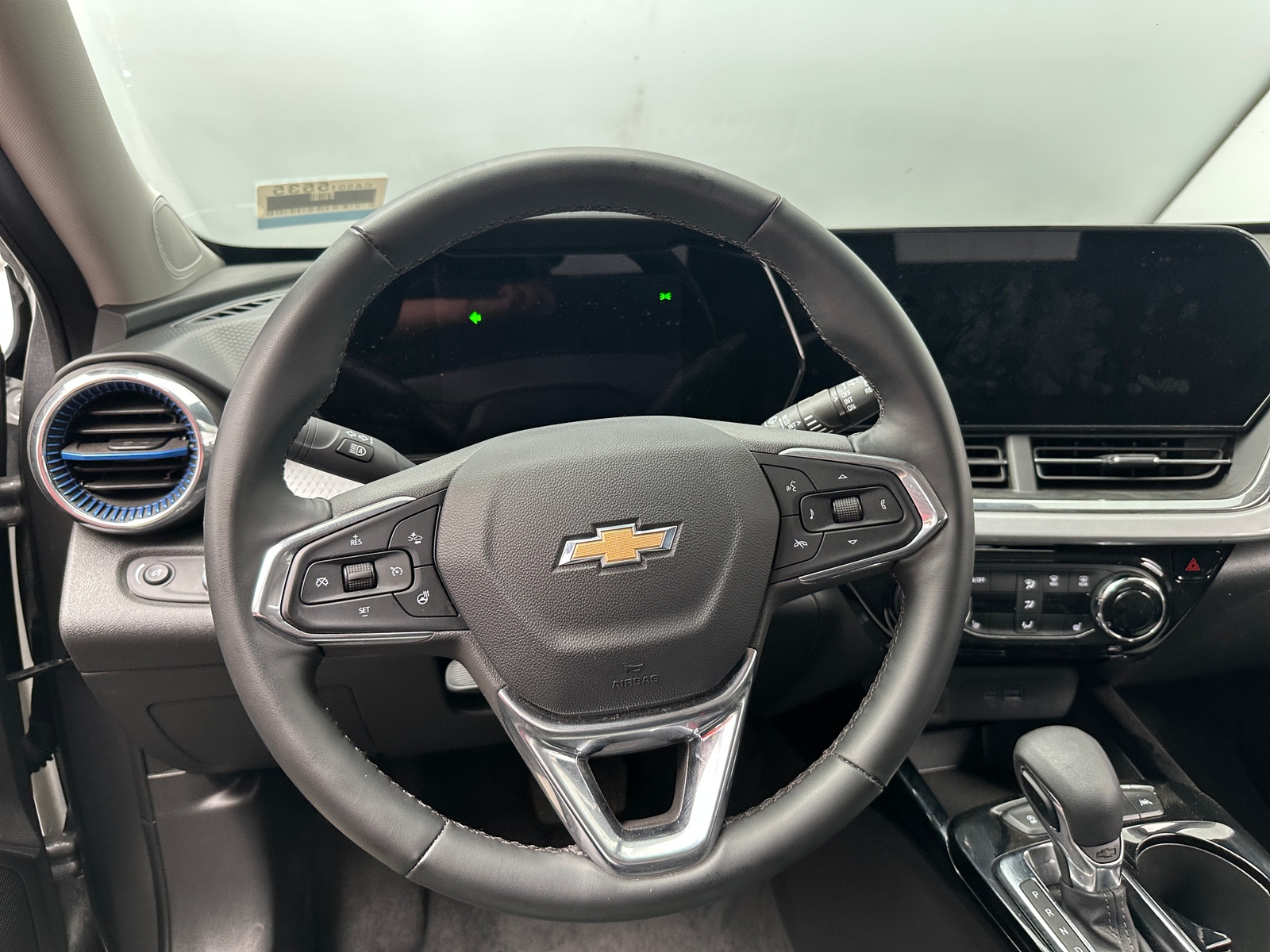 Thumbnail: 2025 Chevrolet Trax - 5