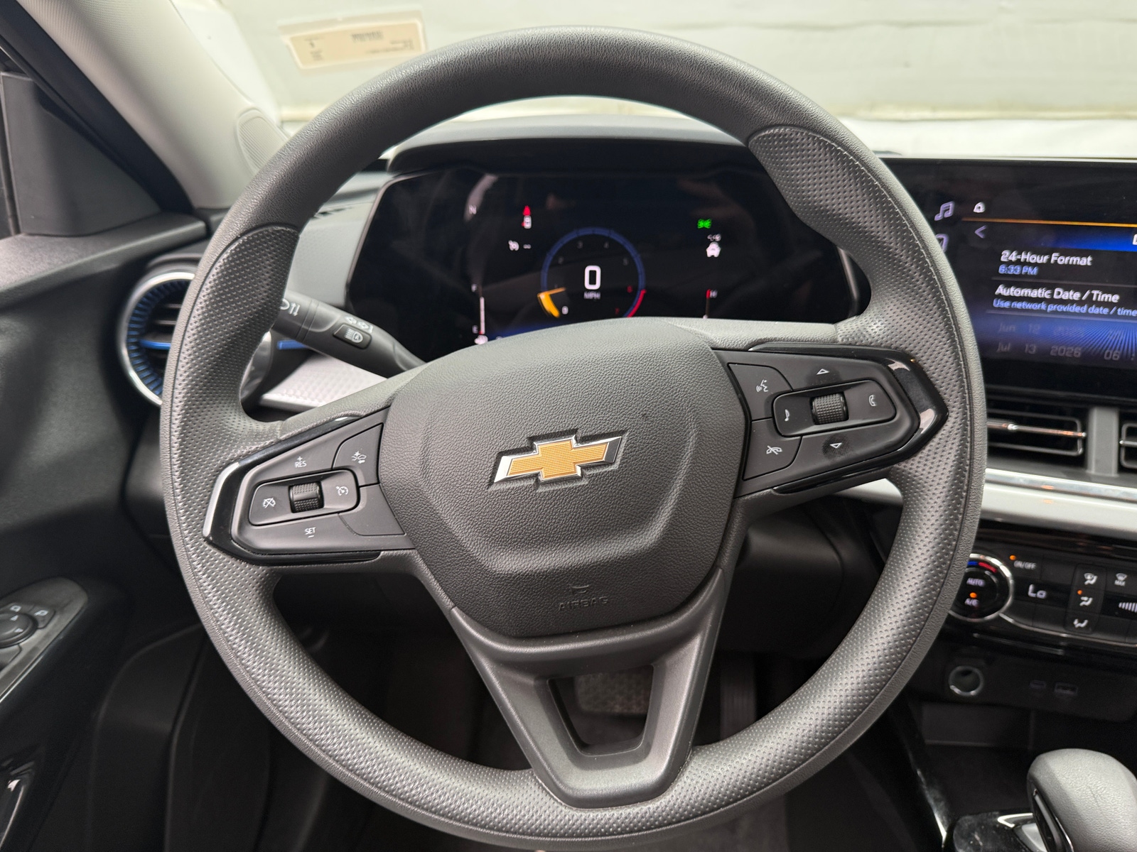 Thumbnail: 2025 Chevrolet Trax - 5