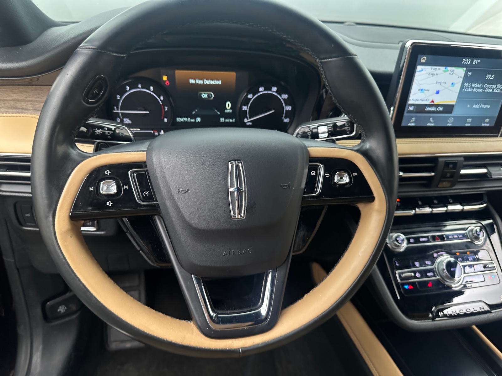 Thumbnail: 2020 Lincoln Corsair - 4