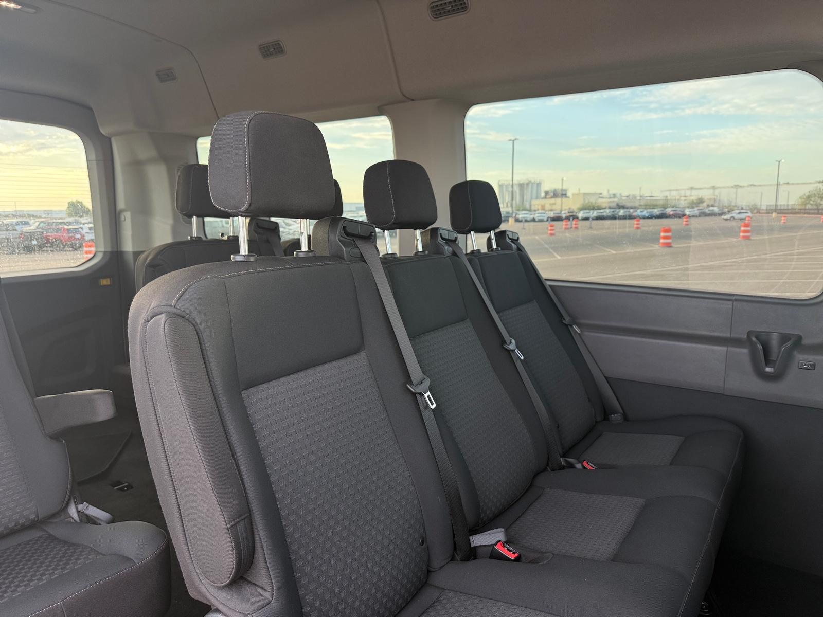 Thumbnail: 2021 Ford Econoline - 6