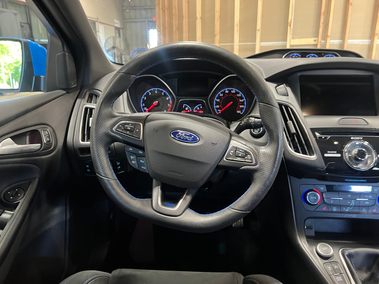 Thumbnail: 2017 Ford Focus - 4