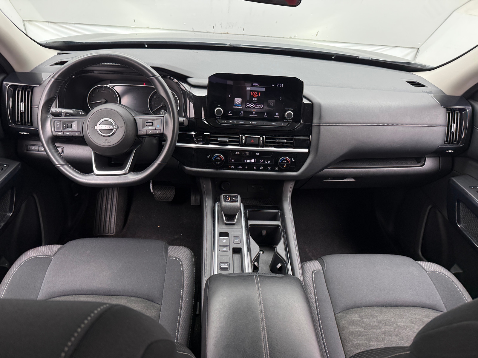 Thumbnail: 2025 Nissan Pathfinder - 3