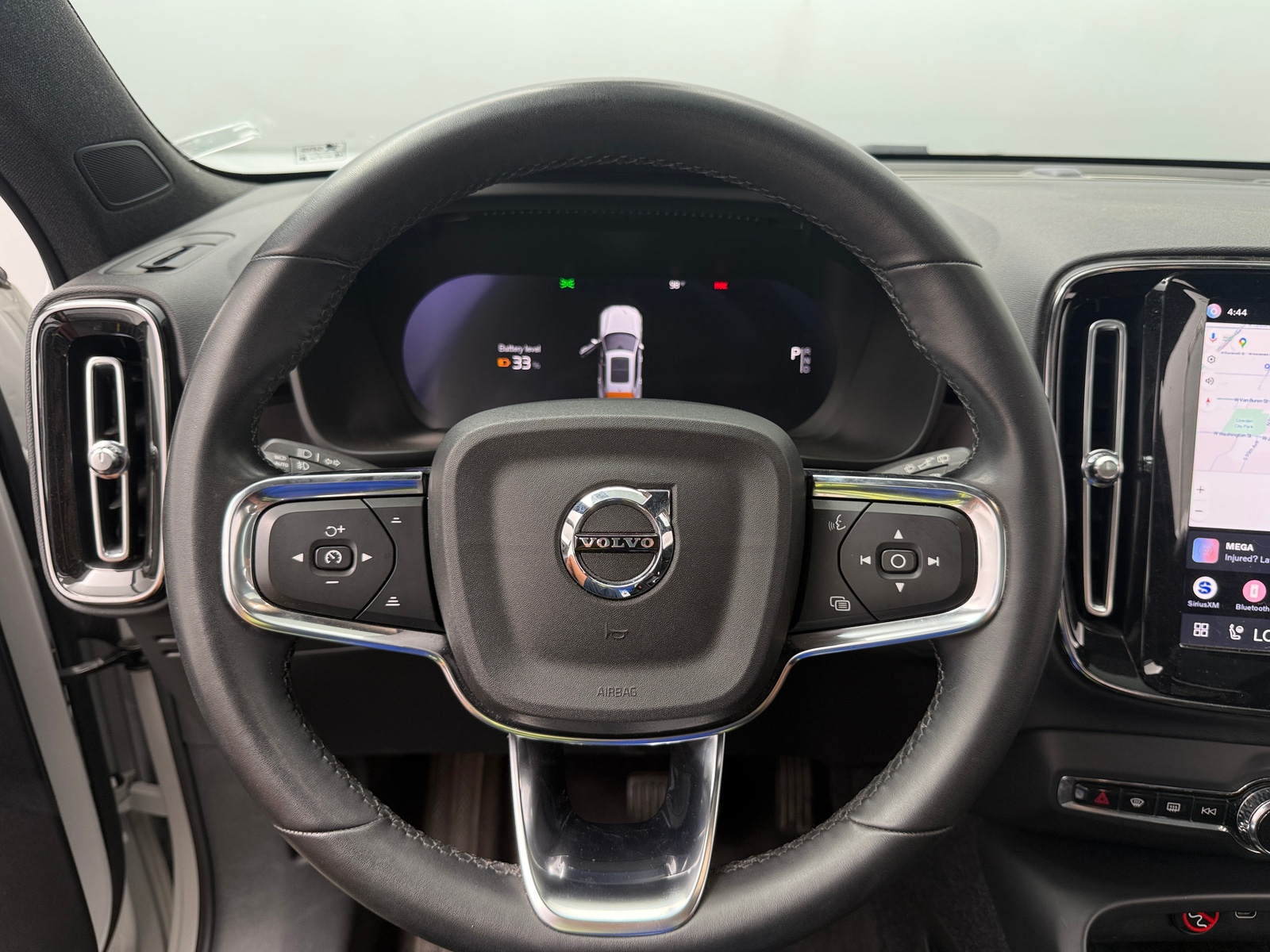 Thumbnail: 2023 Volvo XC40 - 5