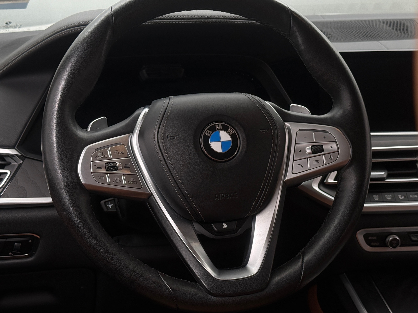 Thumbnail: 2022 BMW X7 - 4