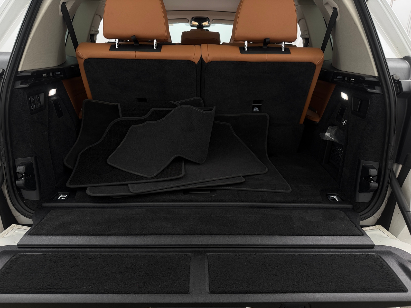 Thumbnail: 2022 BMW X7 - 6