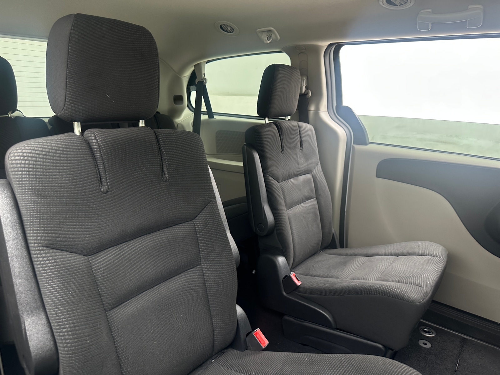 Thumbnail: 2020 Dodge Grand Caravan - 6