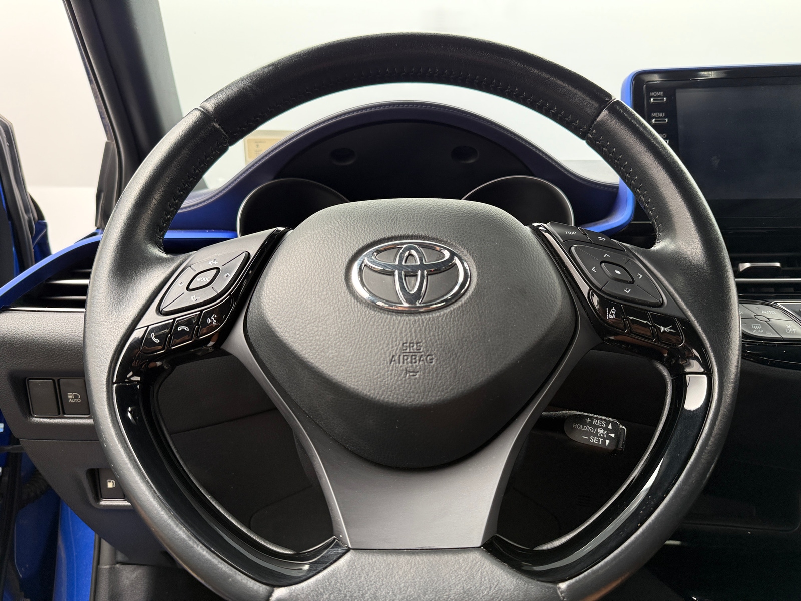 Thumbnail: 2021 Toyota C-HR - 5