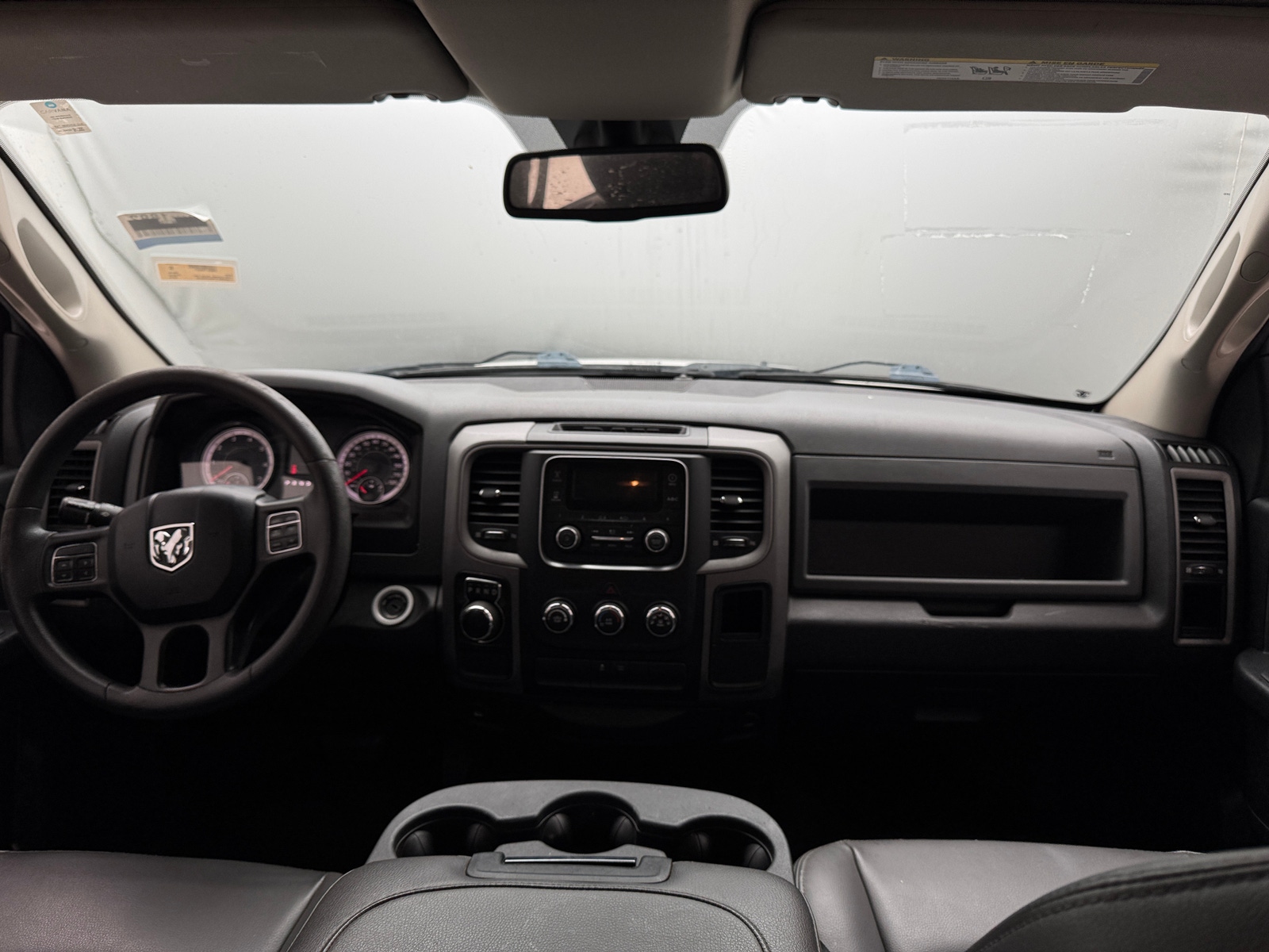 Thumbnail: 2019 RAM 1500 Classic - 3